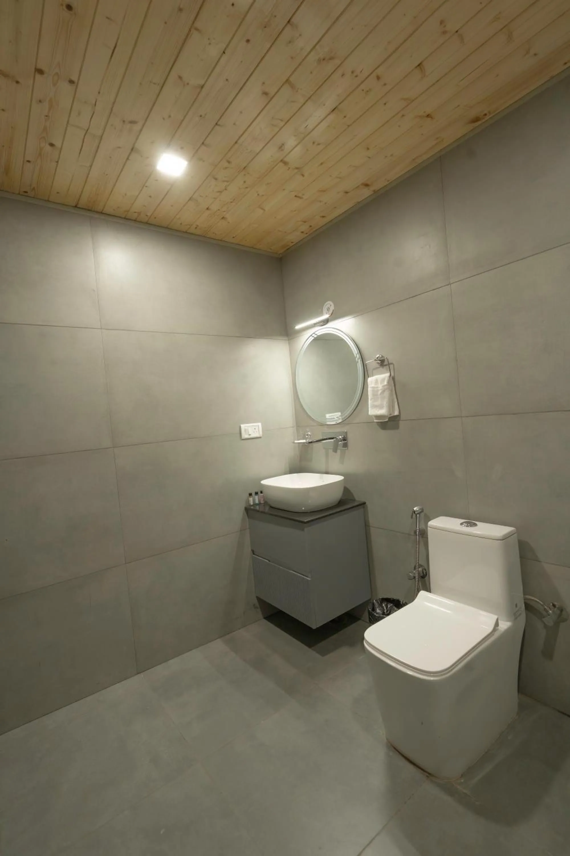 Excel Hotels & Resorts Mall Road Nainital