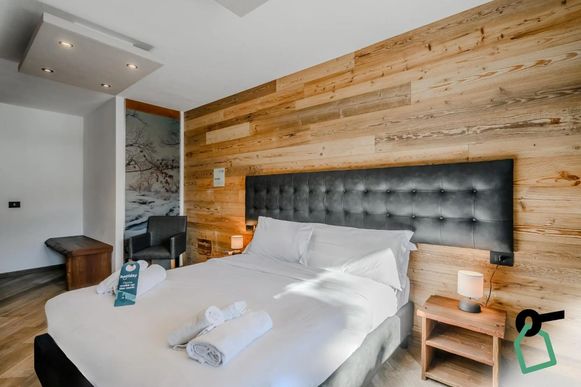 Bedroom, Bed in Hotiday Sestriere Ski Run