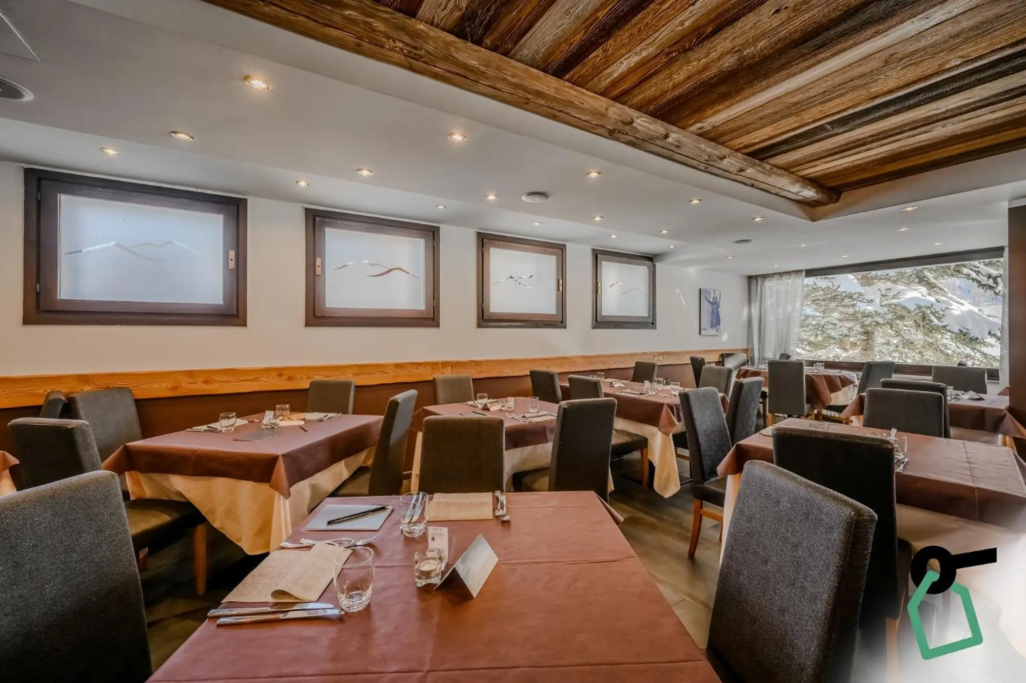 Restaurant/places to eat in Hotiday Sestriere Ski Run