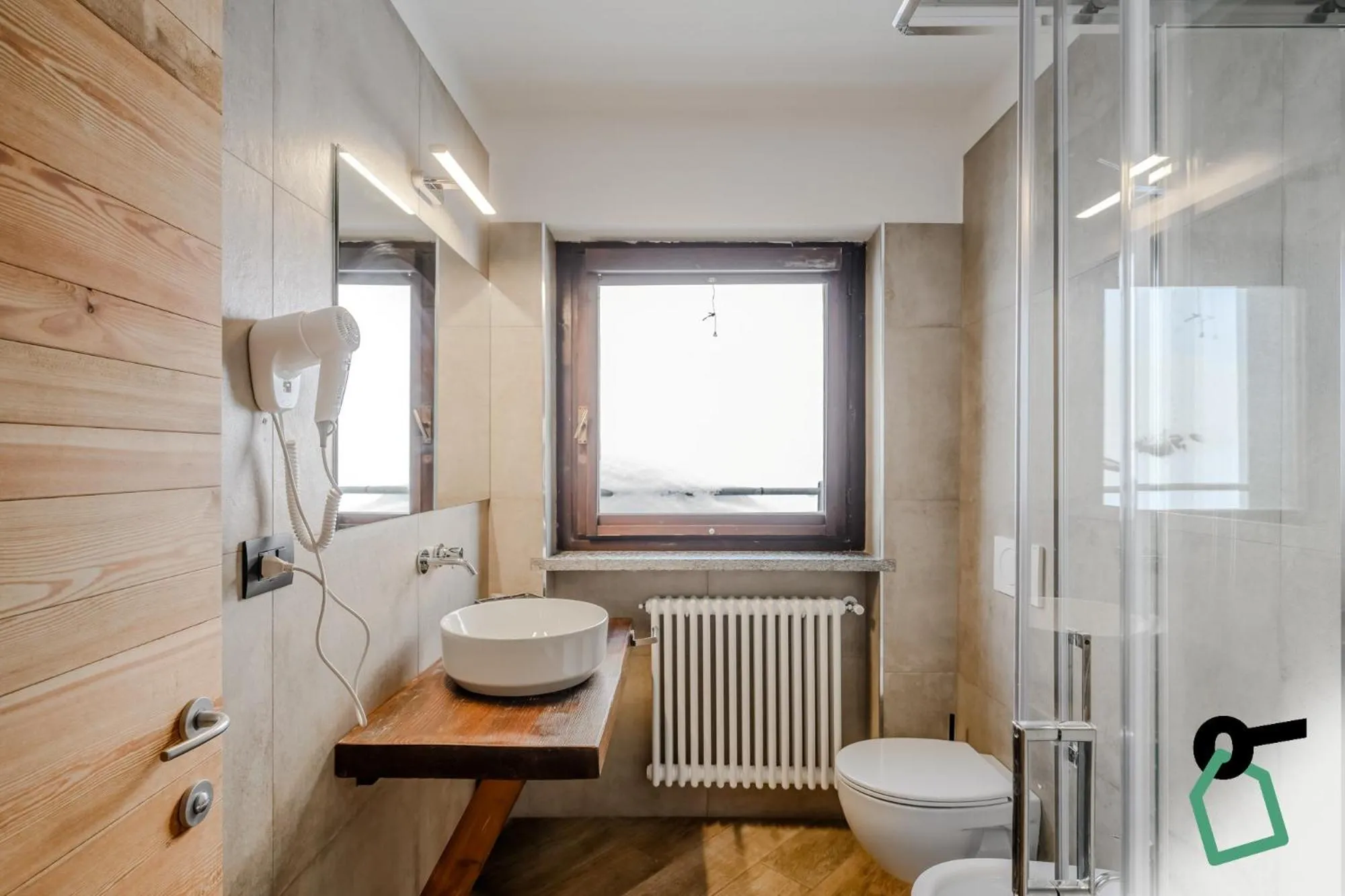 Bathroom in Hotiday Sestriere Ski Run