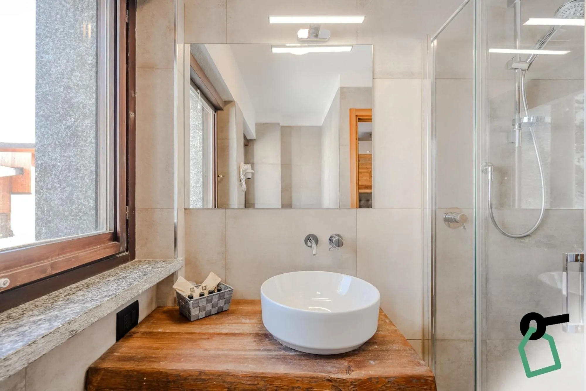 Bathroom in Hotiday Sestriere Ski Run