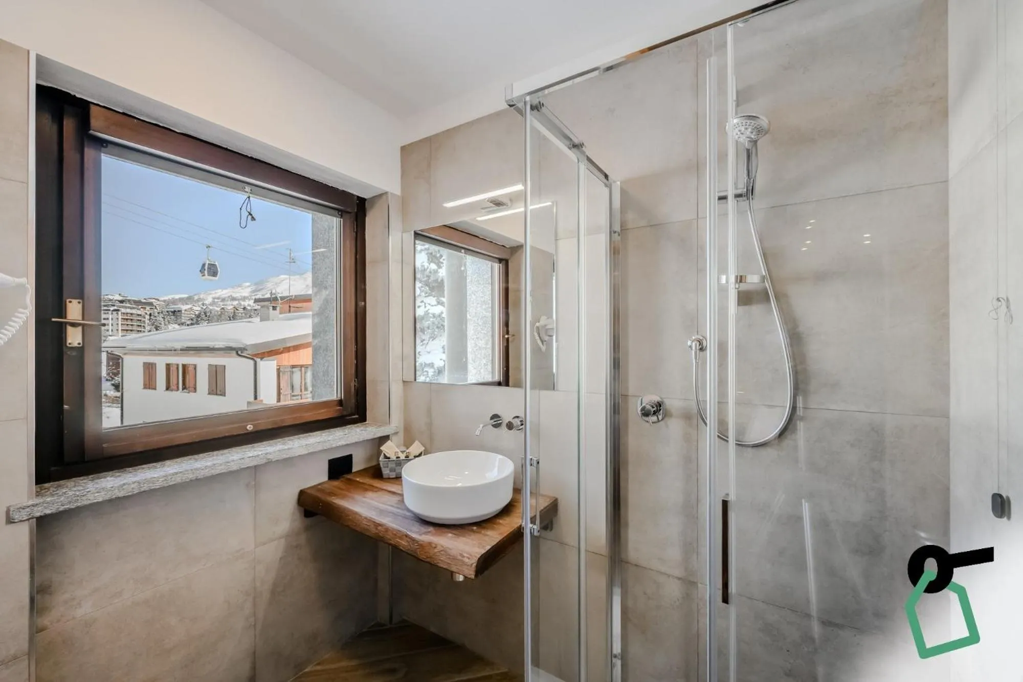 Bathroom in Hotiday Sestriere Ski Run