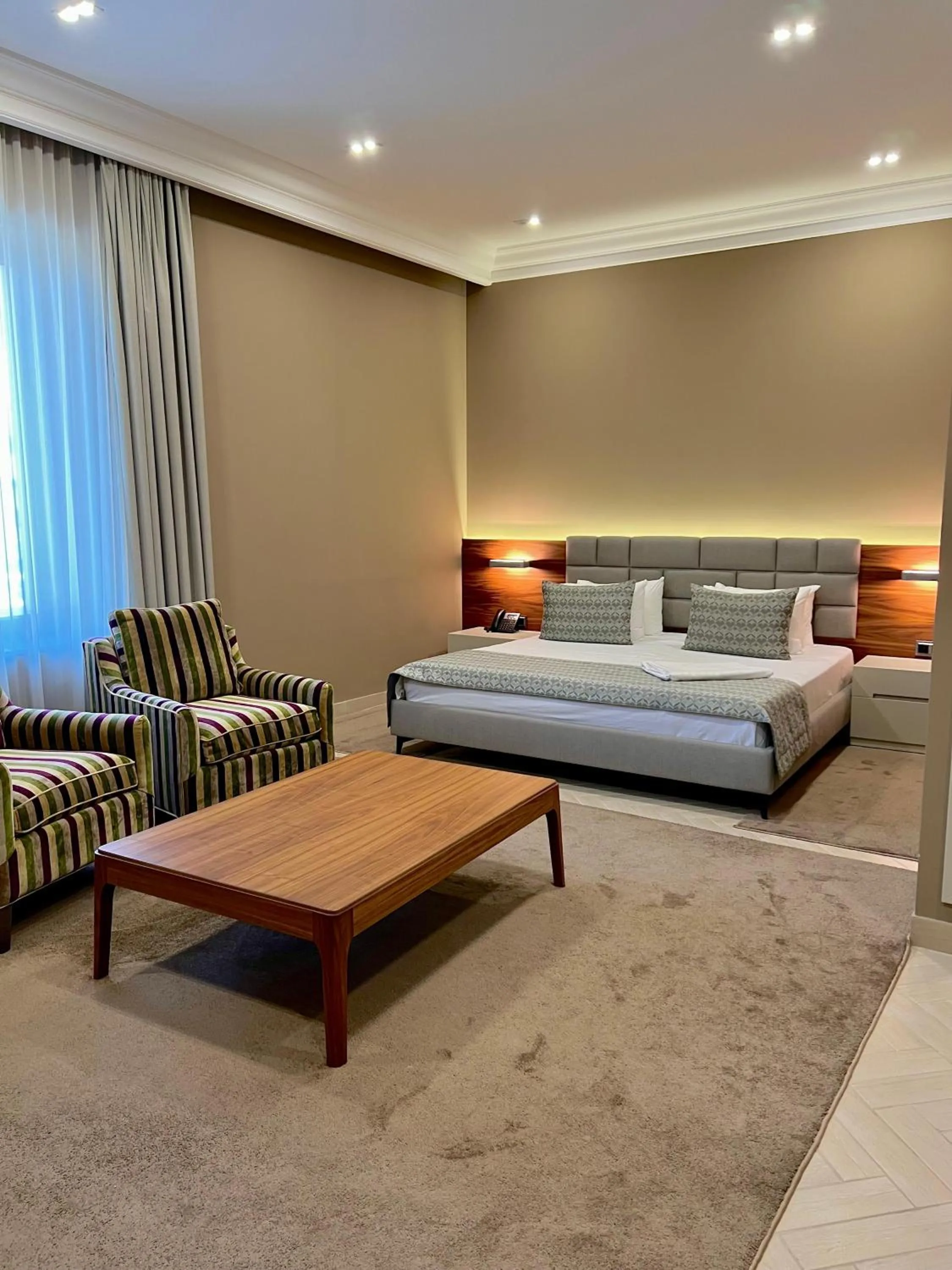 Photo of the whole room, Bed in Plaza Viktoria Hotel Yerevan