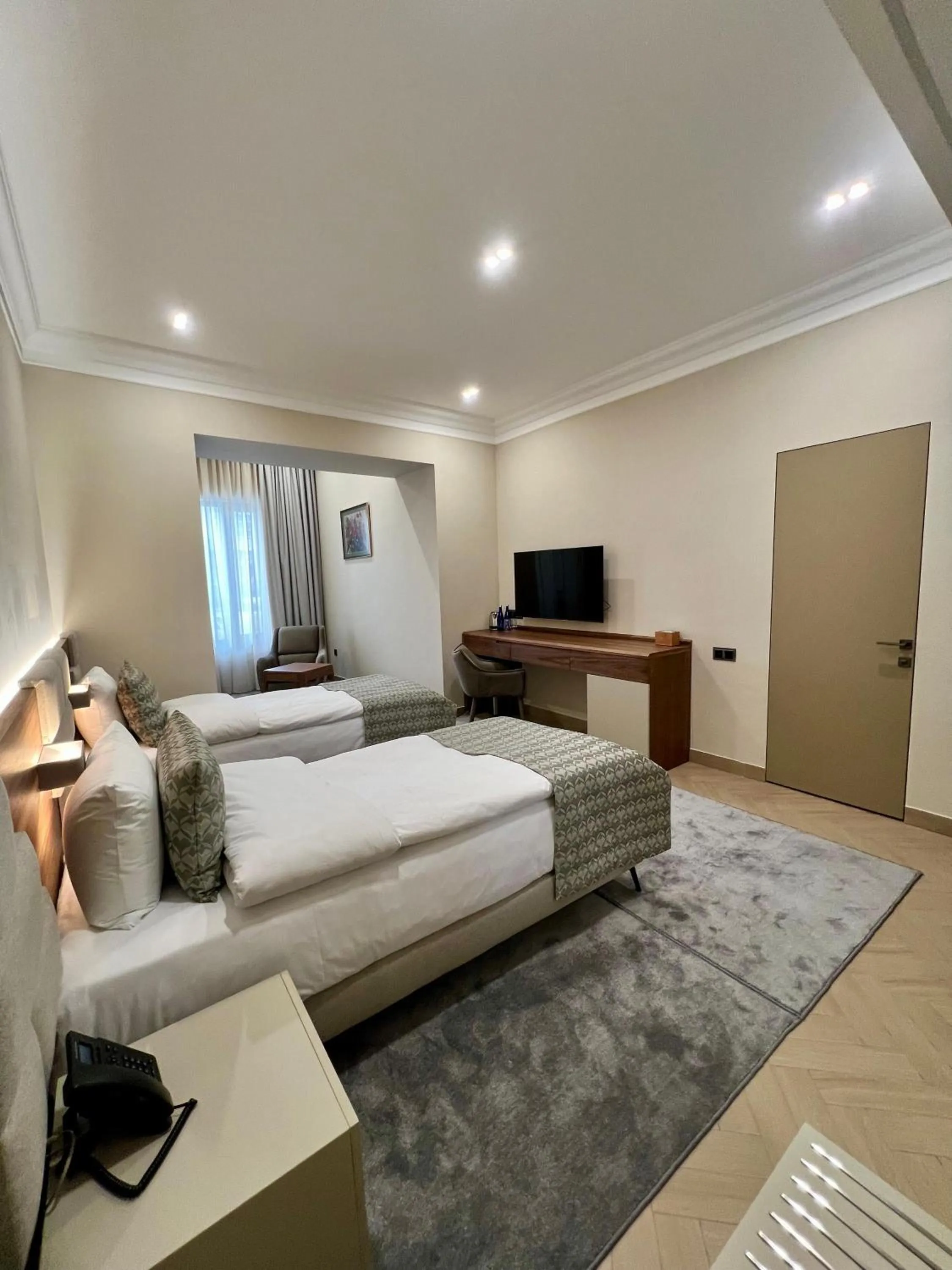 Bedroom, Bed in Plaza Viktoria Hotel Yerevan