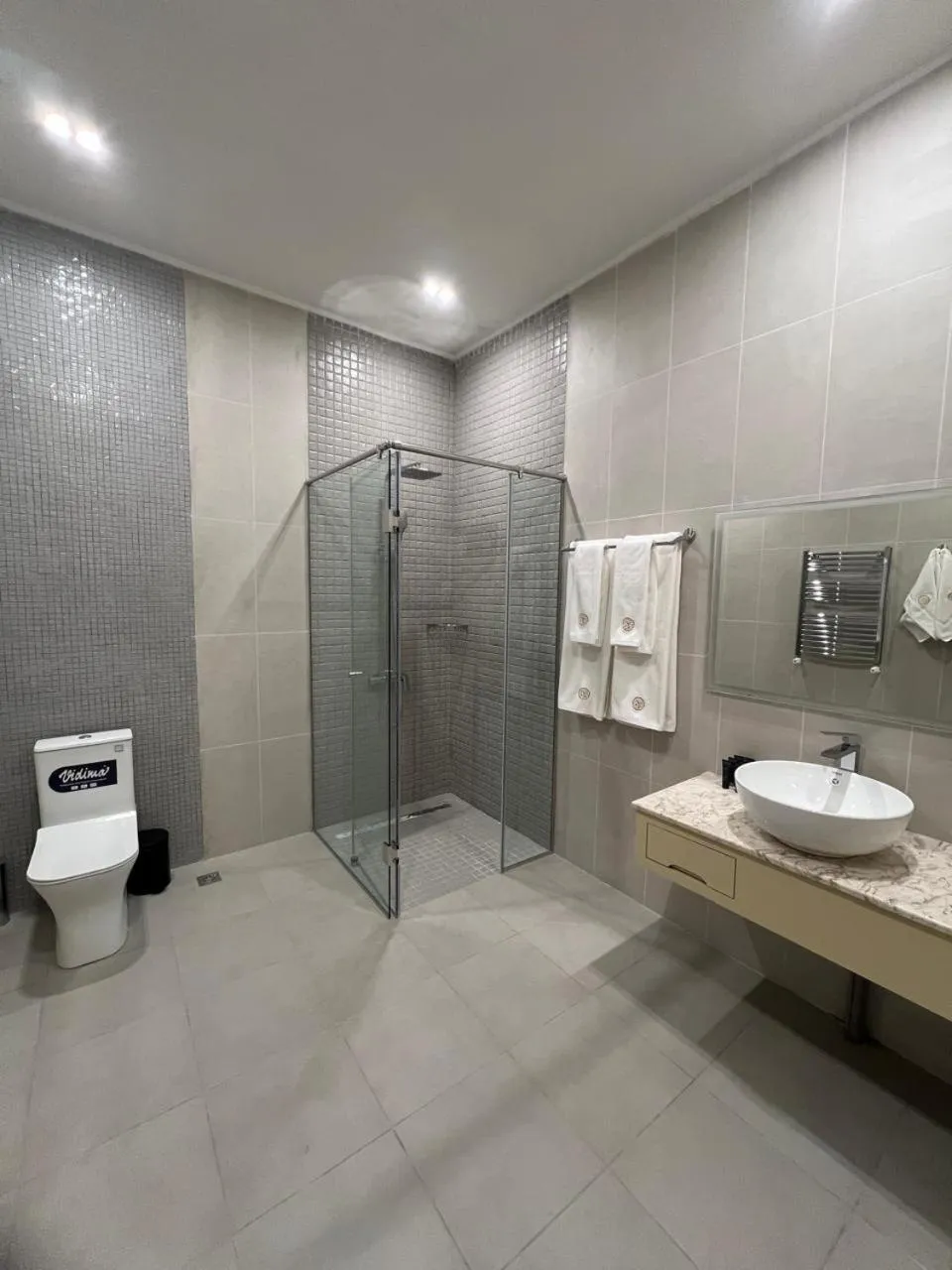 Bathroom in Plaza Viktoria Hotel Yerevan