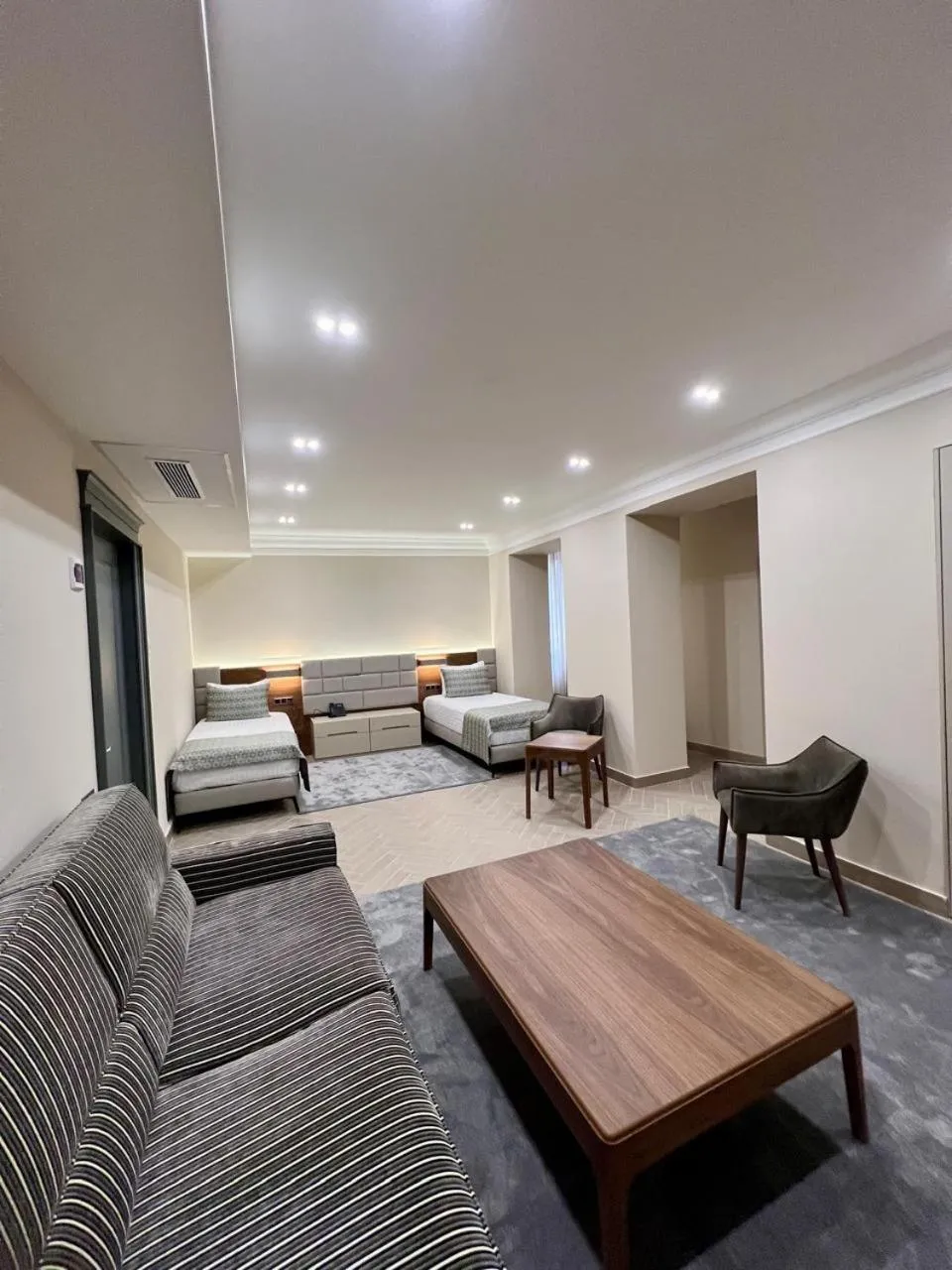 Photo of the whole room, Bed in Plaza Viktoria Hotel Yerevan