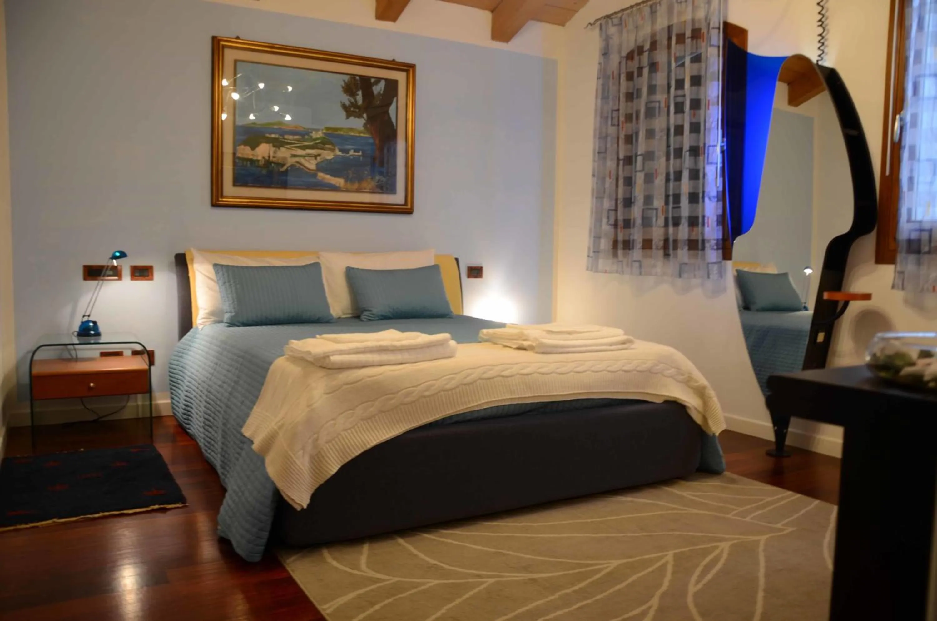 Double Room with Spa Bath - single occupancy in B&B Melograno MC