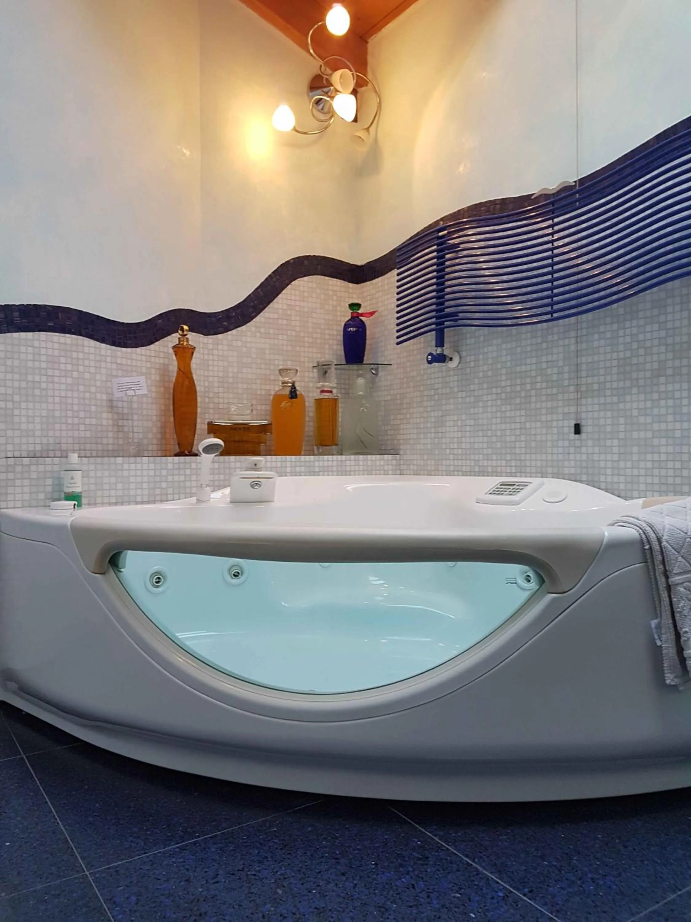 Bathroom in B&B Melograno MC