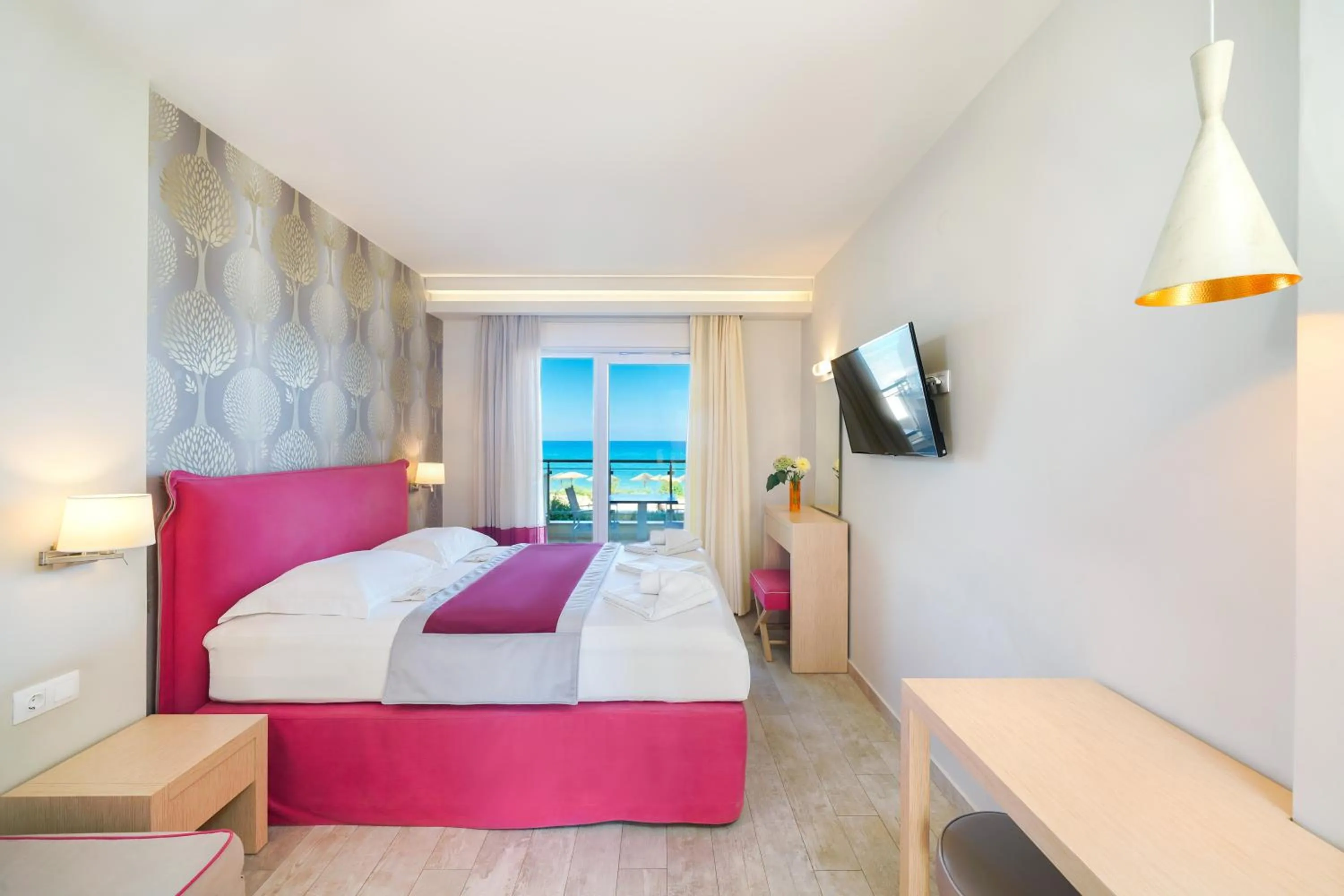 Photo of the whole room, Bed in Iliorama Luxury Apartments