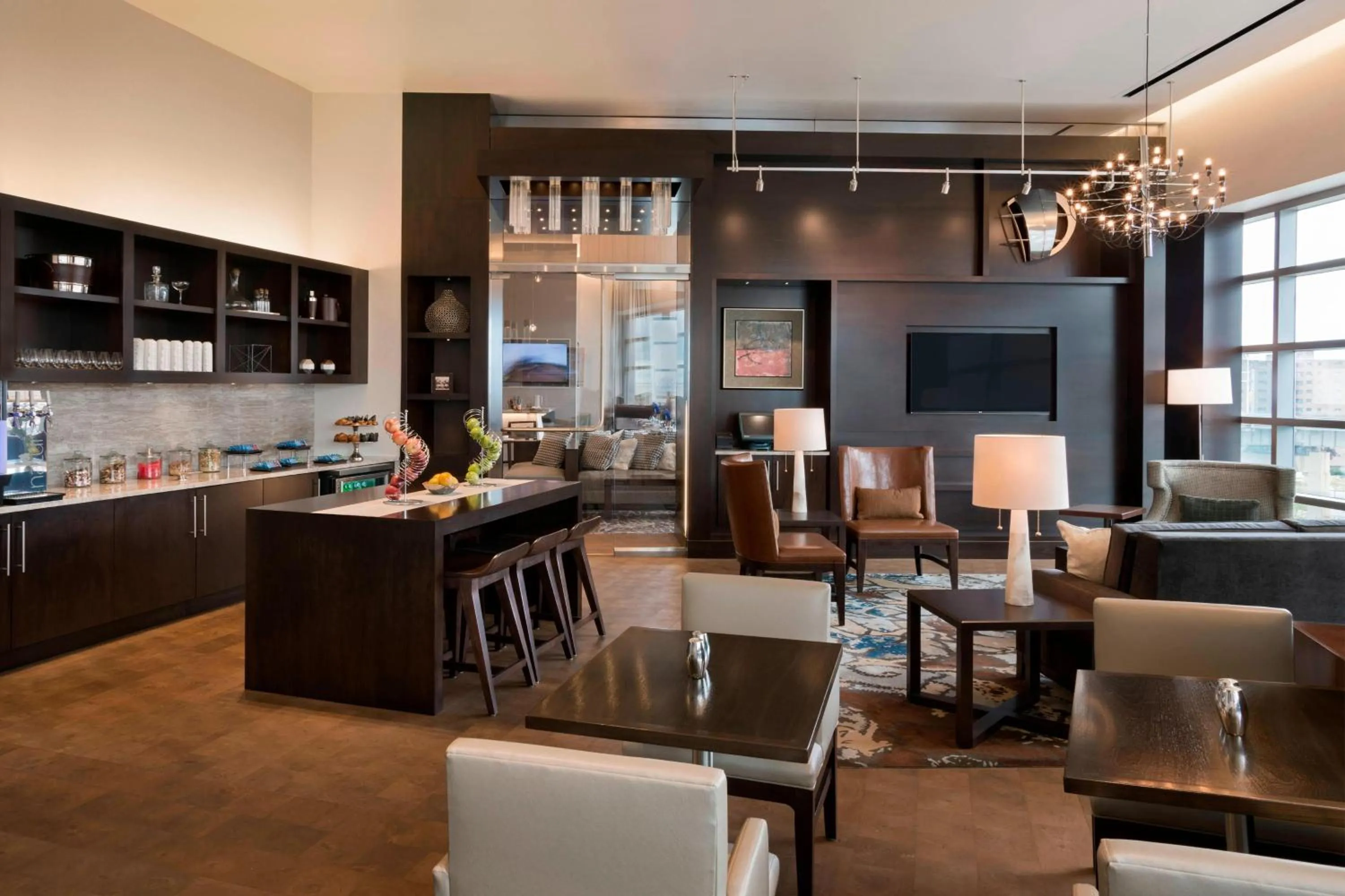 Lounge or bar in Buffalo Marriott at LECOM HARBORCENTER