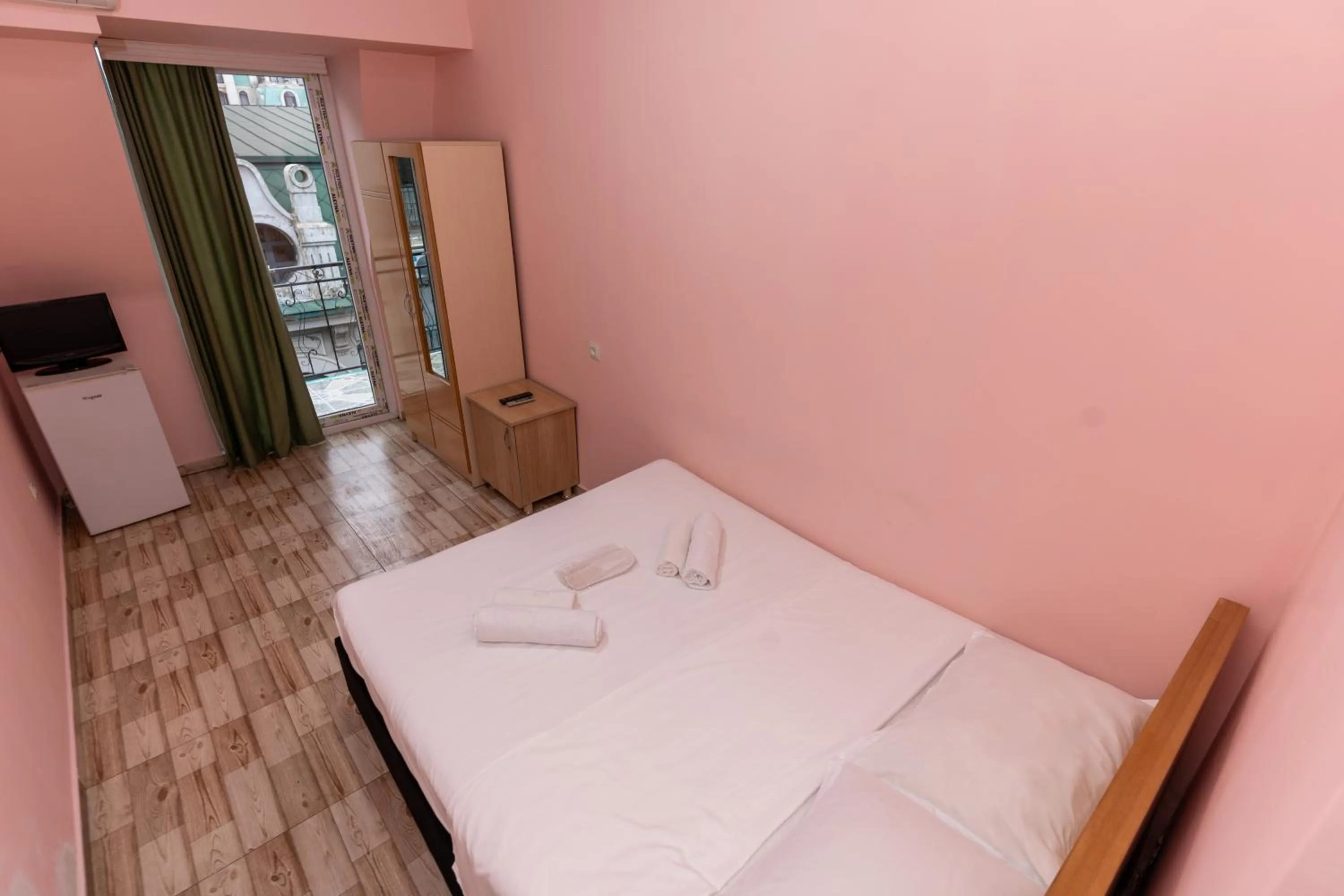 Bedroom, Bed in Green Villa