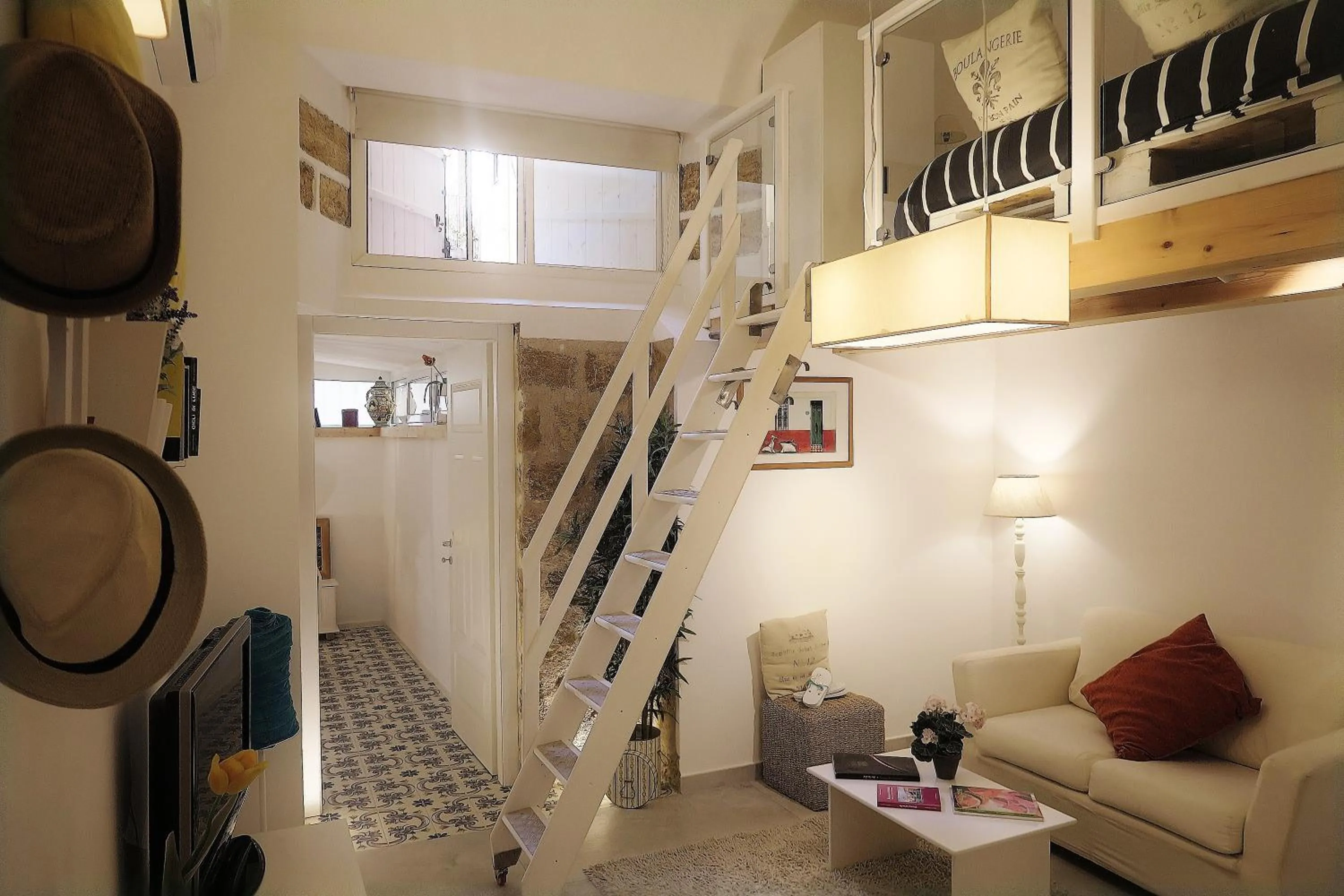 Apartment - Split Level in Casa Ricasoli 41