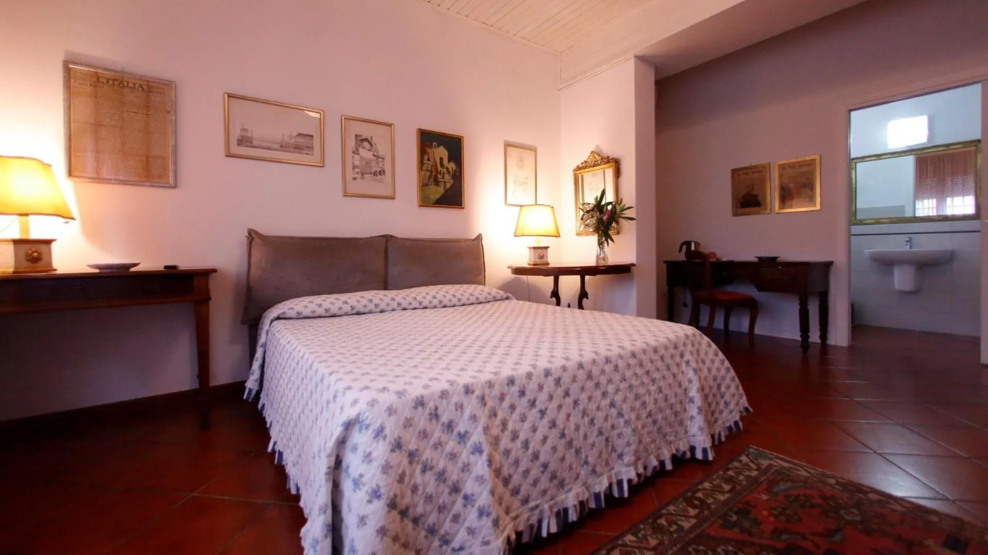 Bed in B&B Domus Sirmione