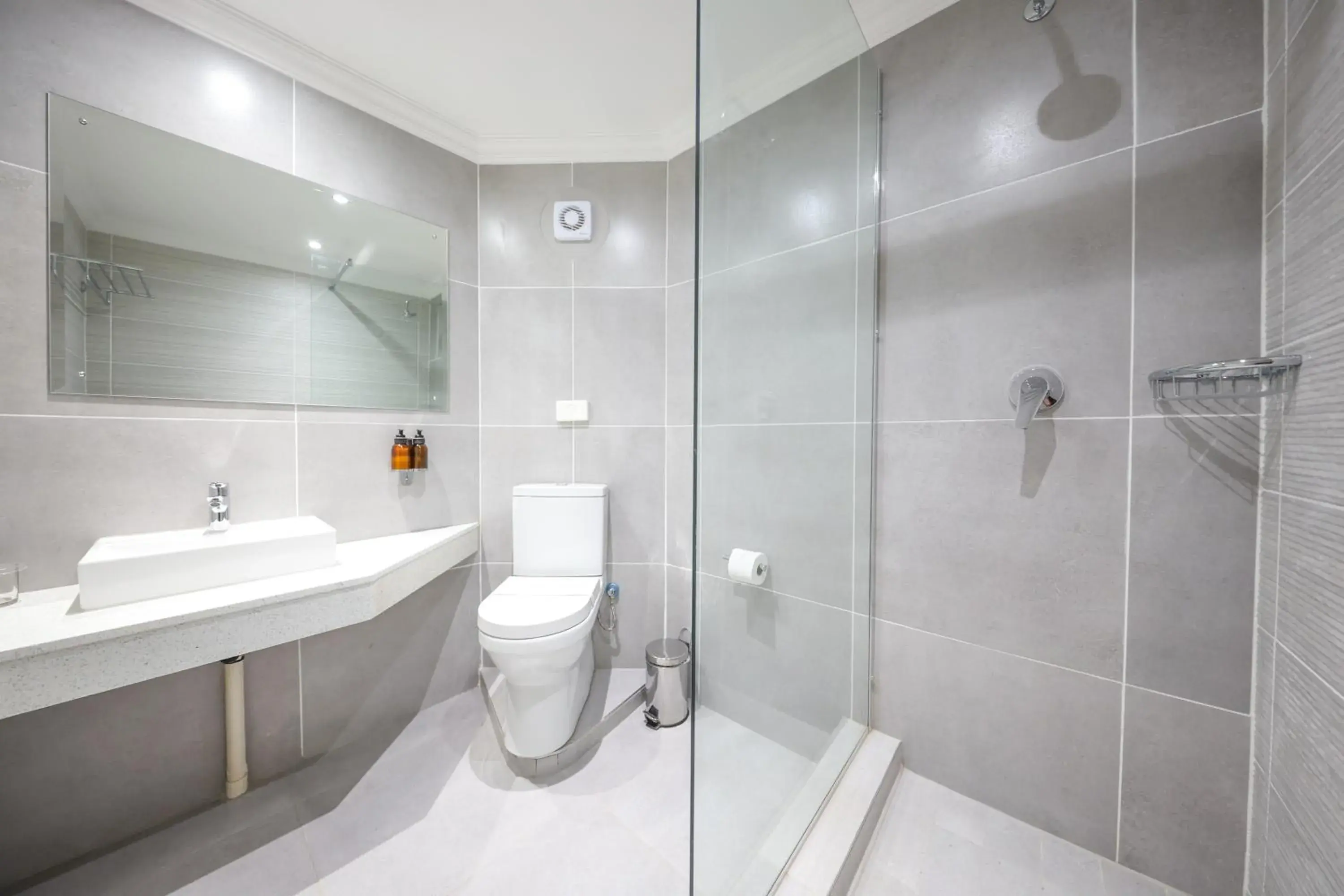Standard Double or Twin Room - single occupancy in Cresta Botsalo Hotel Standard Double or Twin Room - single occupancy in Cresta Botsalo Hotel