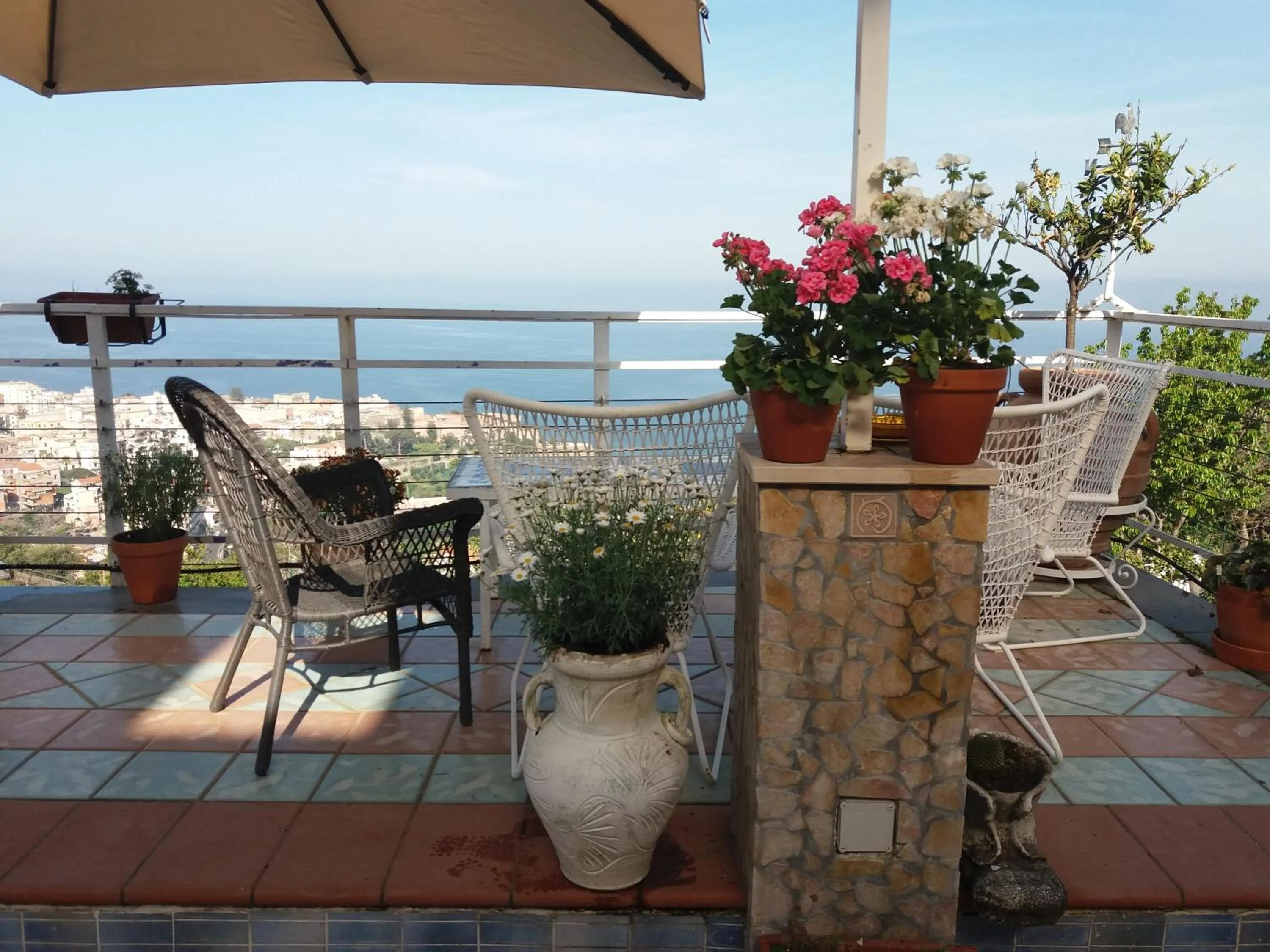 Balcony/Terrace in Garden on the Sea