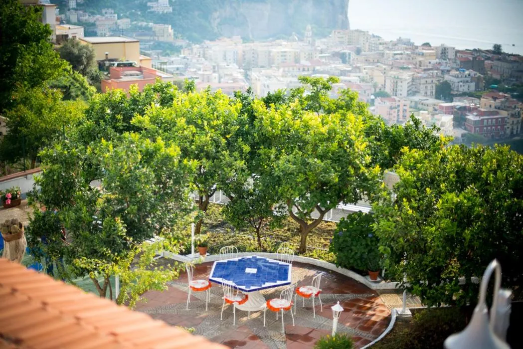 Sea view in Garden on the Sea