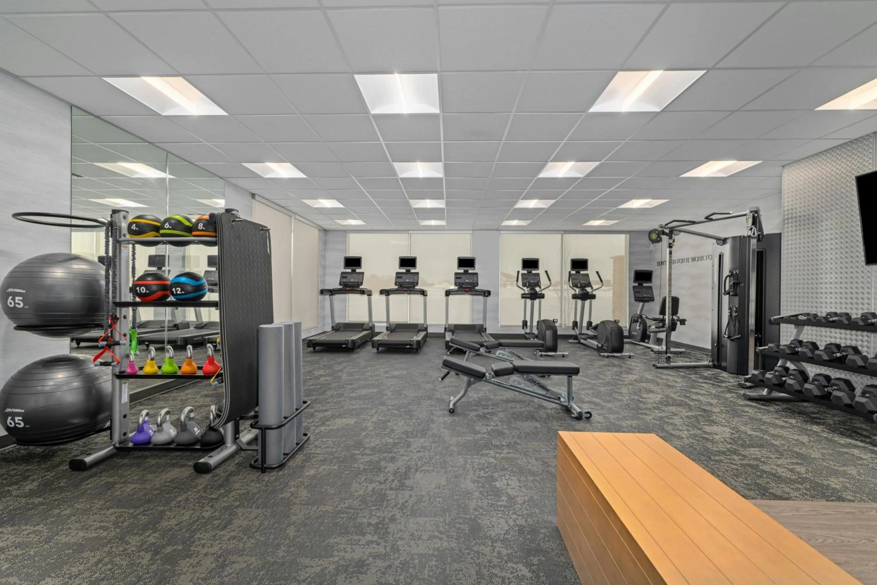 Fitness centre/facilities in Fairfield Inn & Suites Dixon