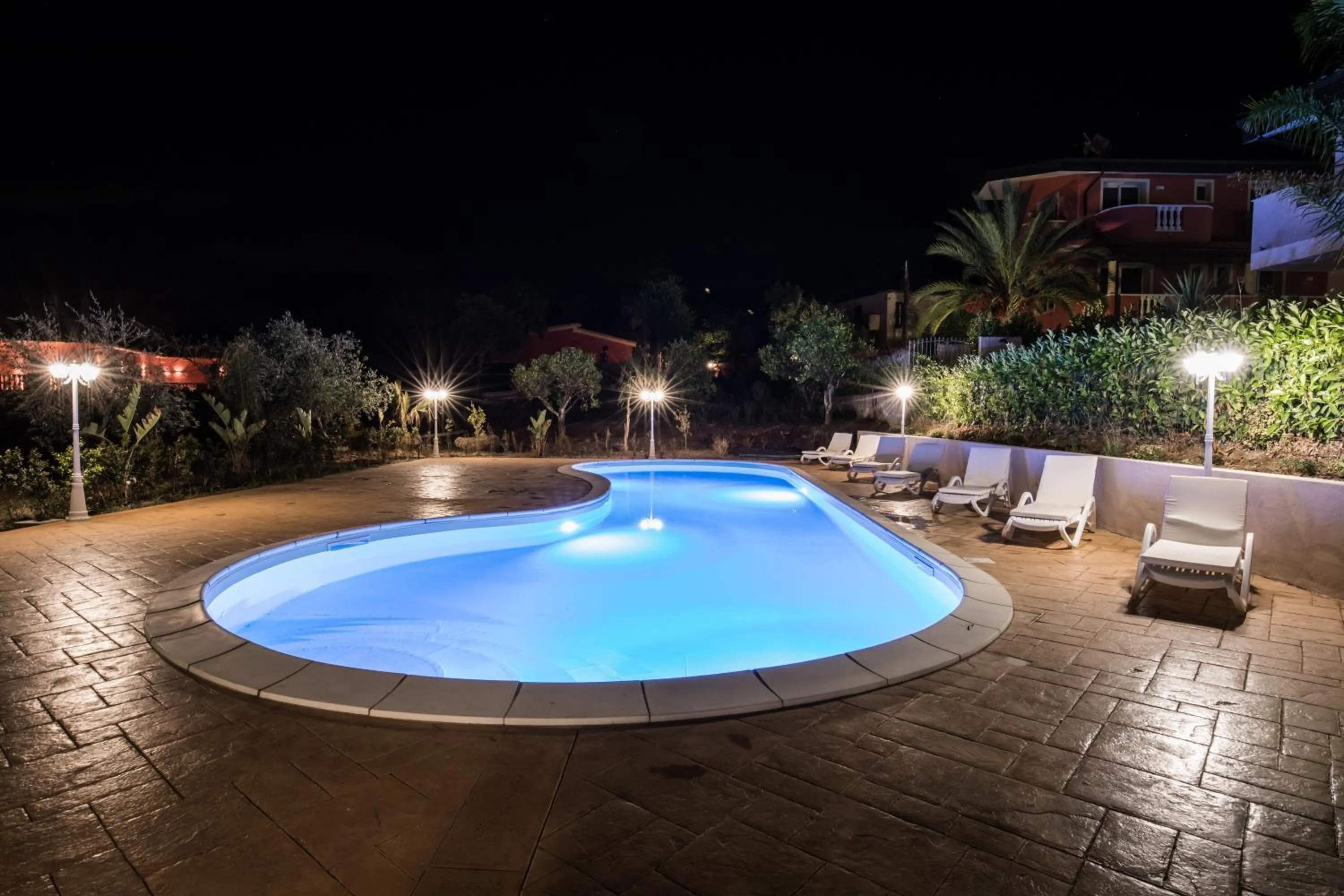 Swimming pool in Residenza Borgo Italico
