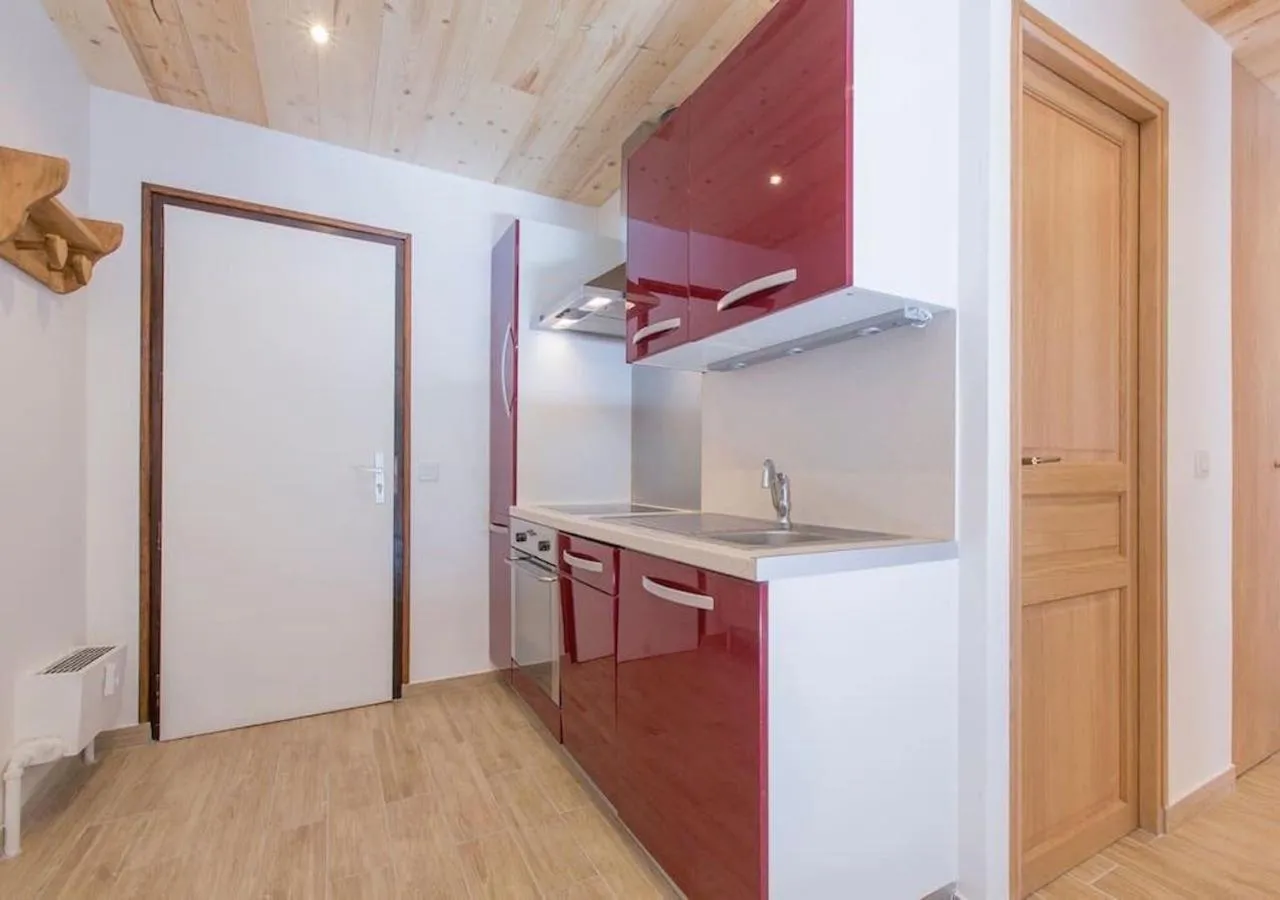 Kitchen or kitchenette in Résidence Le Relax - Megève Centre