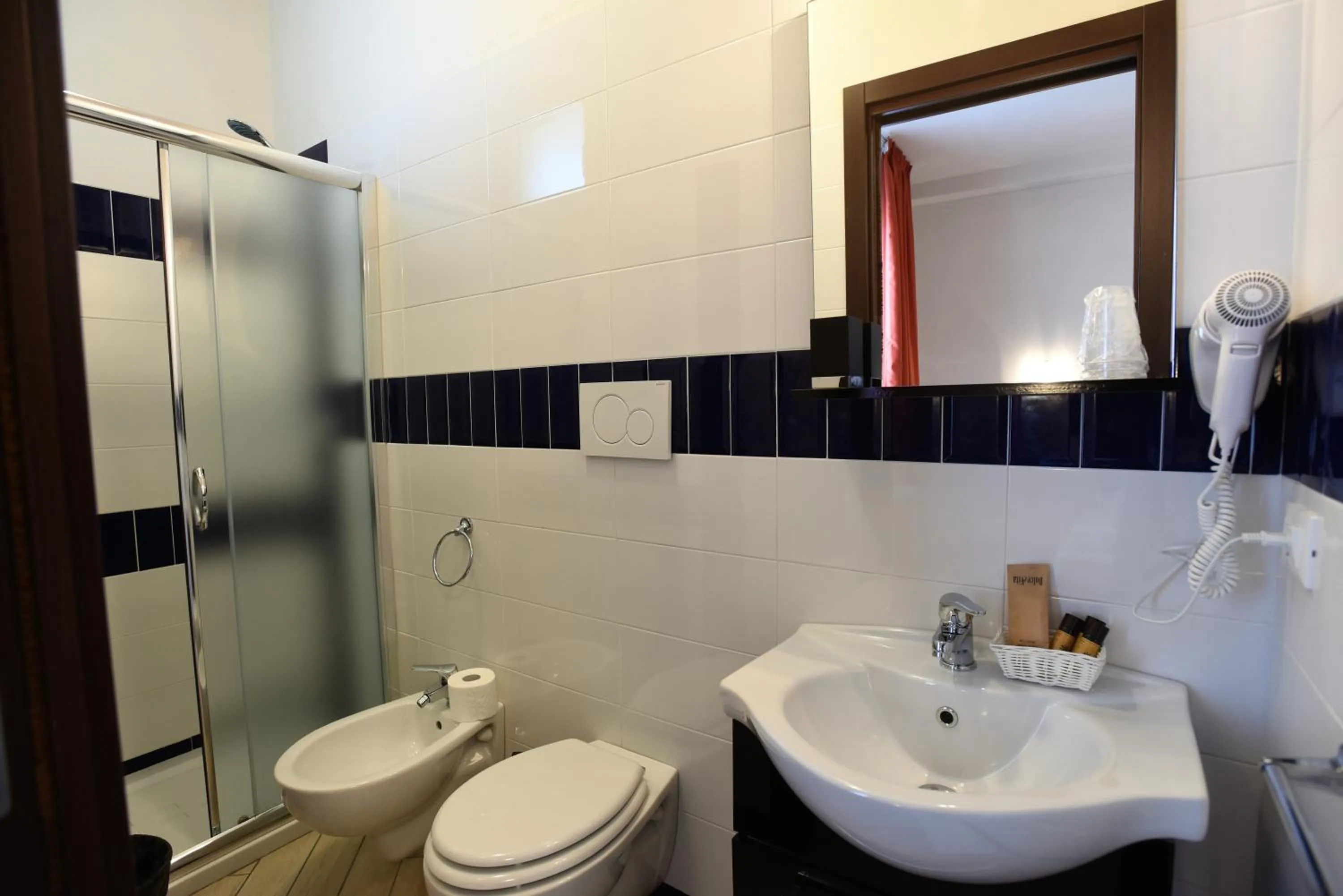 Bathroom in Camere Le Vie di Omero