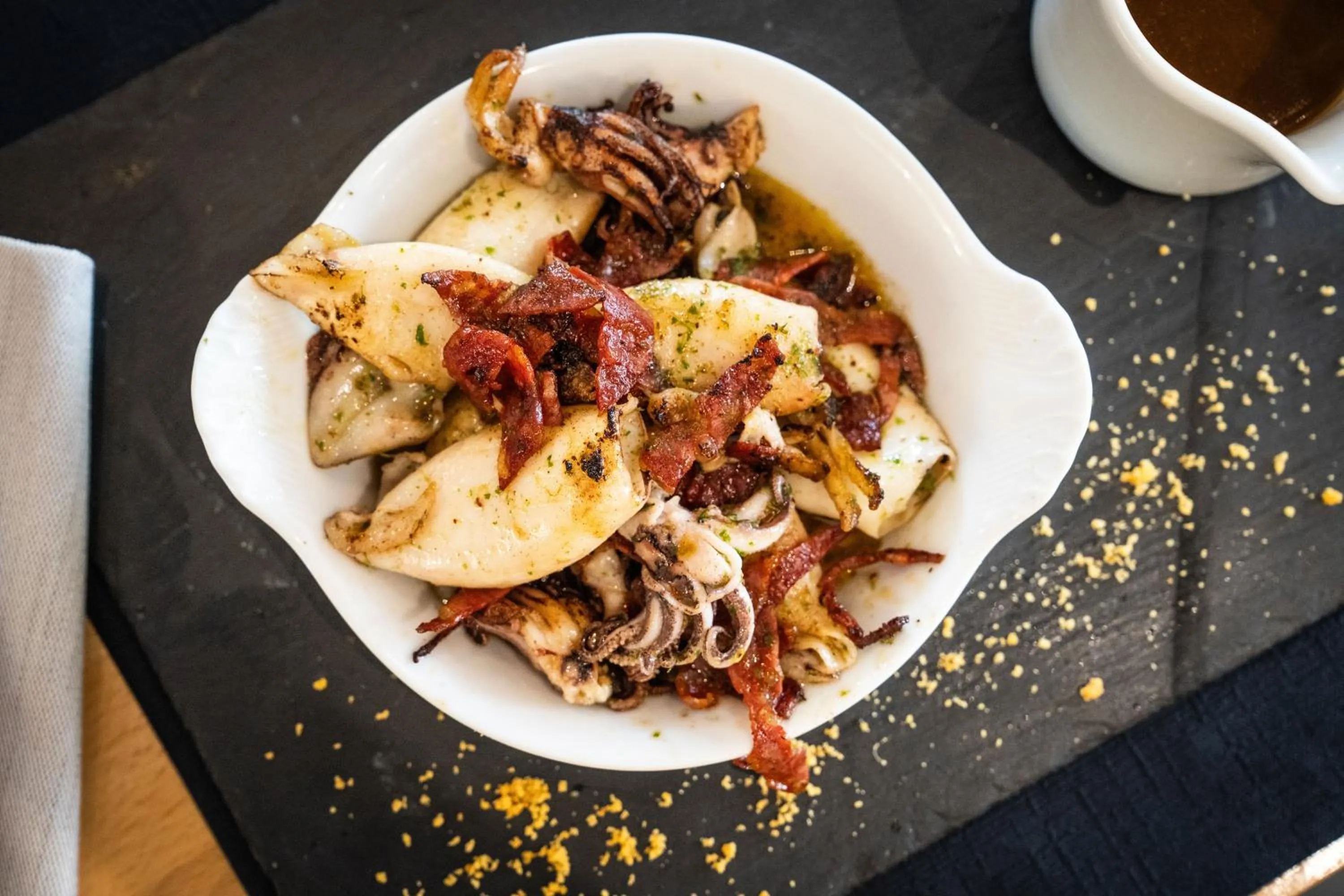 Lunch in Logis Hôtels Gnàc é Pause