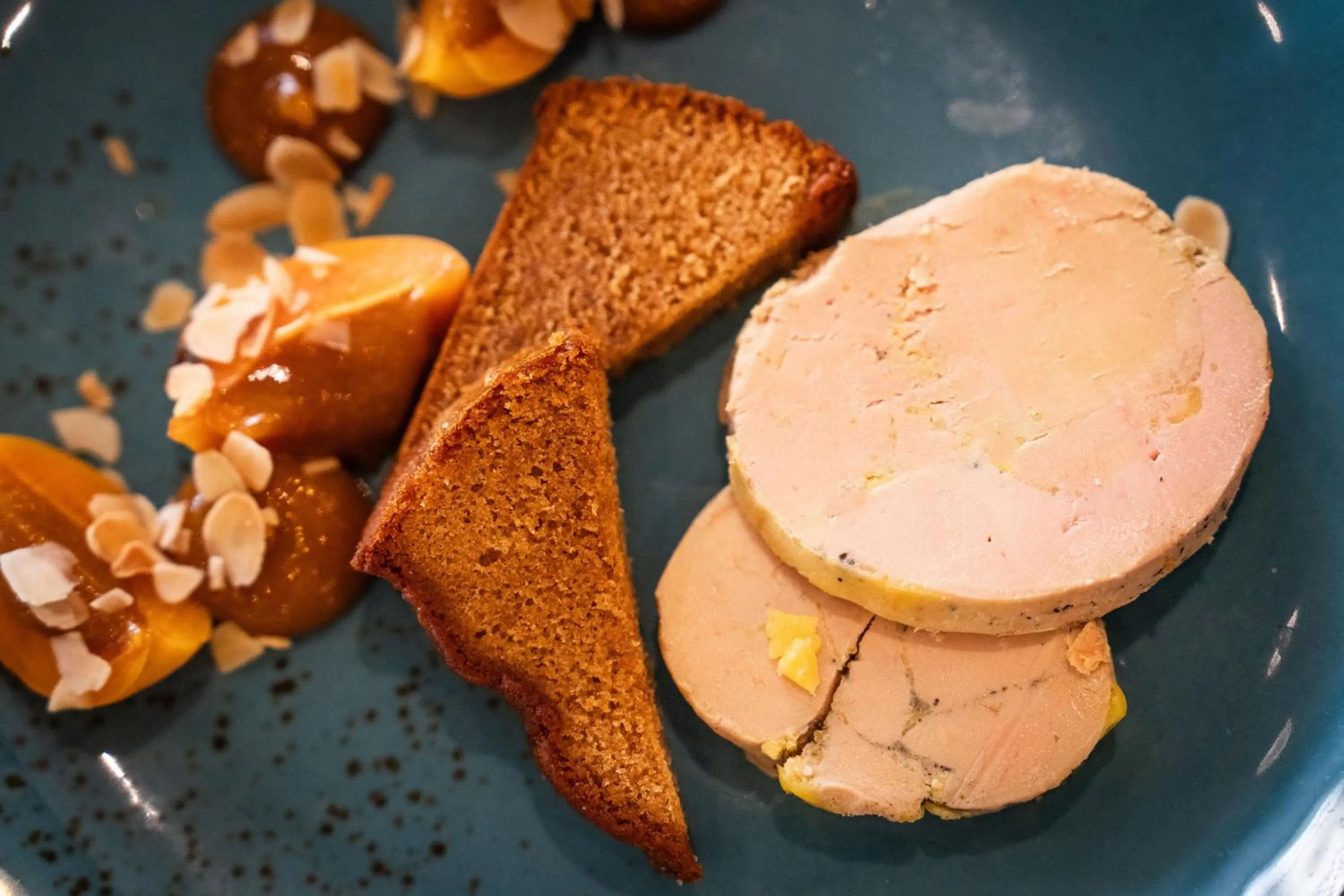 Food and drinks in Logis Hôtels Gnàc é Pause