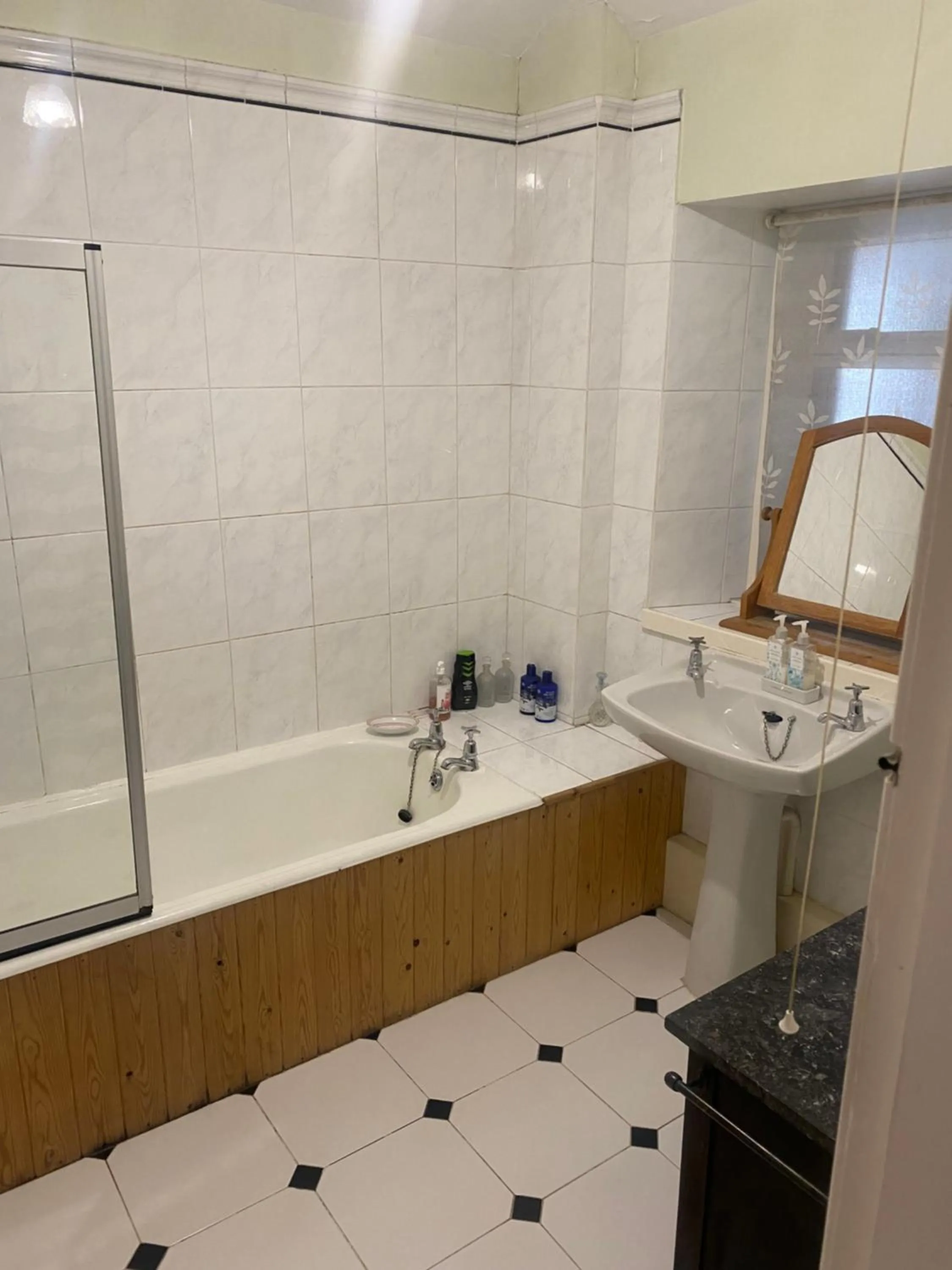 Shower in The Old School House Mordington