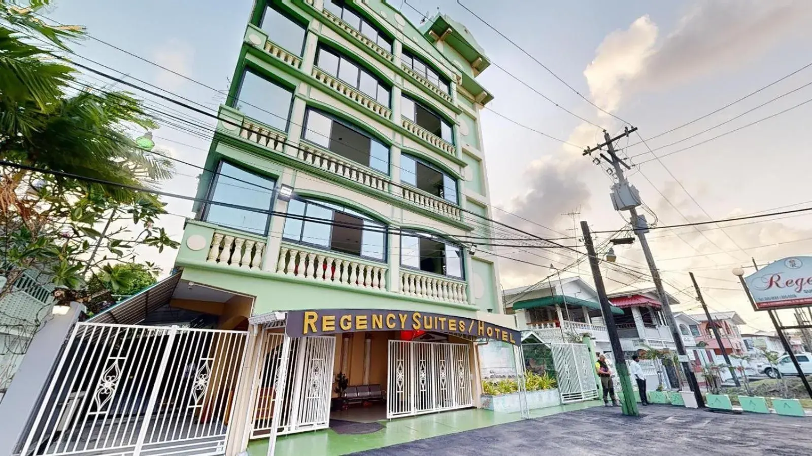 Regency Suites Hotel Regency Suites Hotel