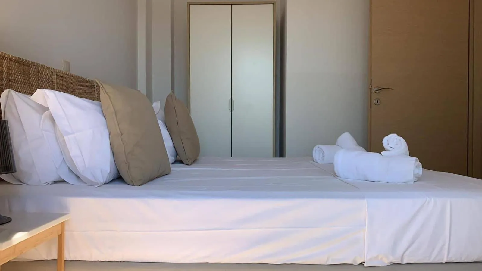 Bed in Niovi Boutique Apartments