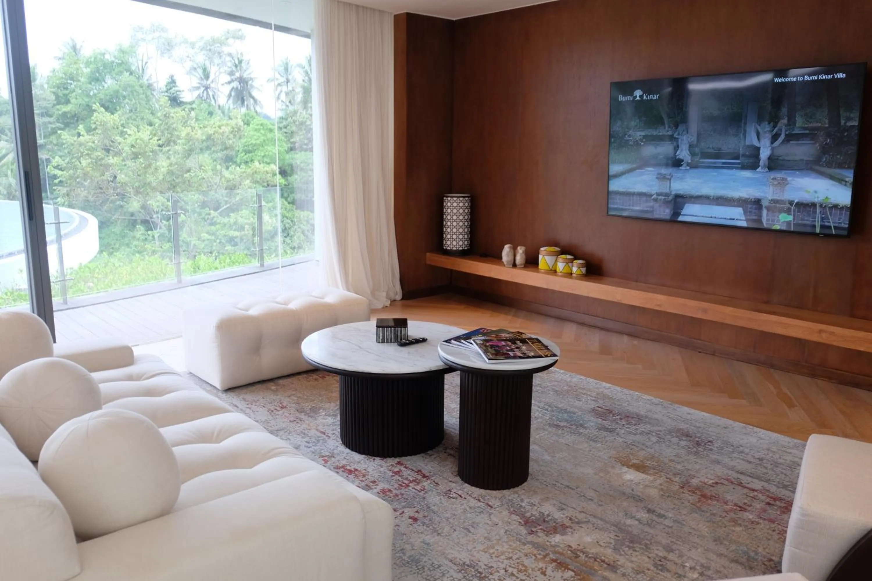 TV and multimedia in Bumi Kinar Skylight