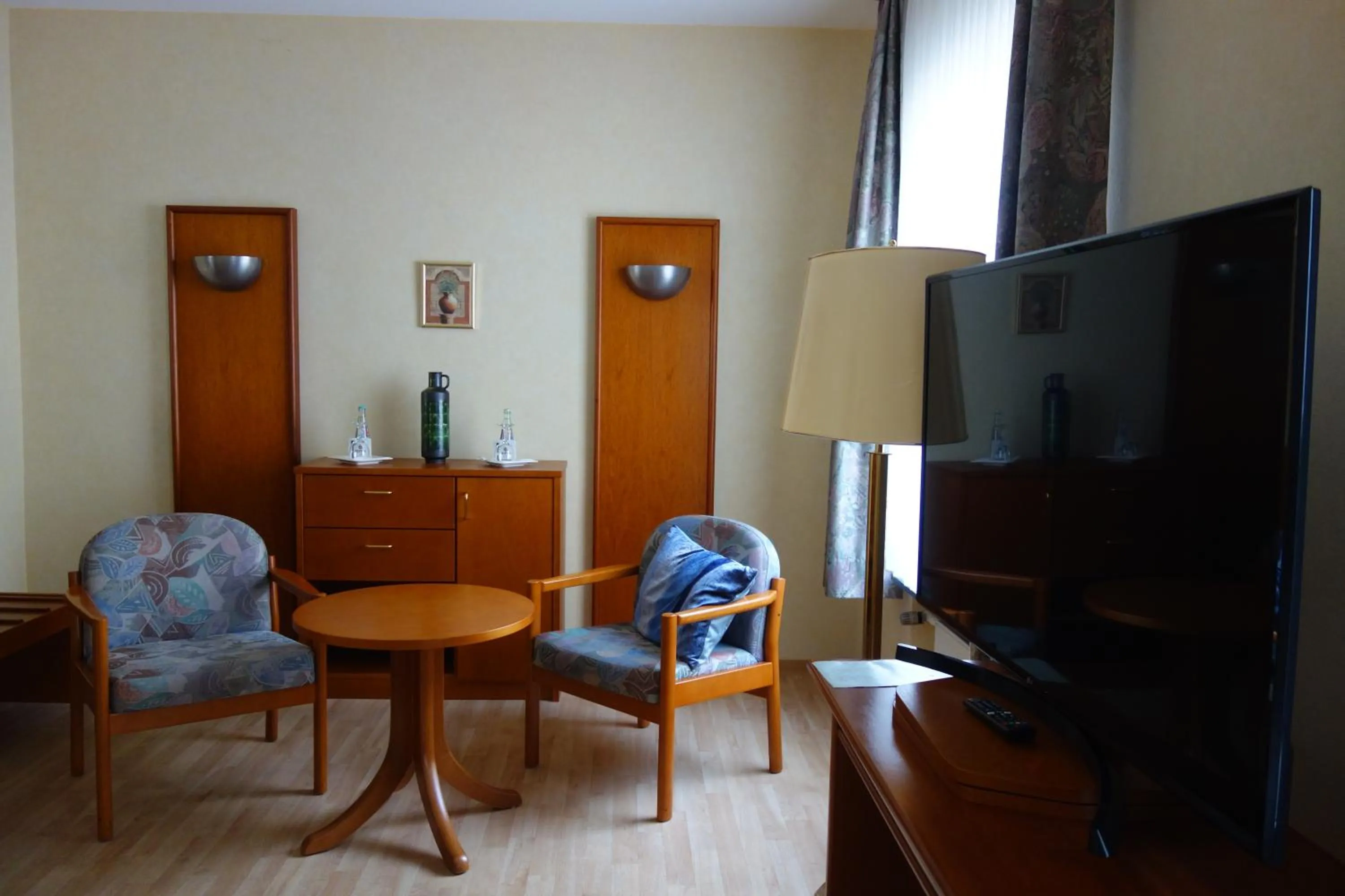 TV and multimedia in Hotel Lex