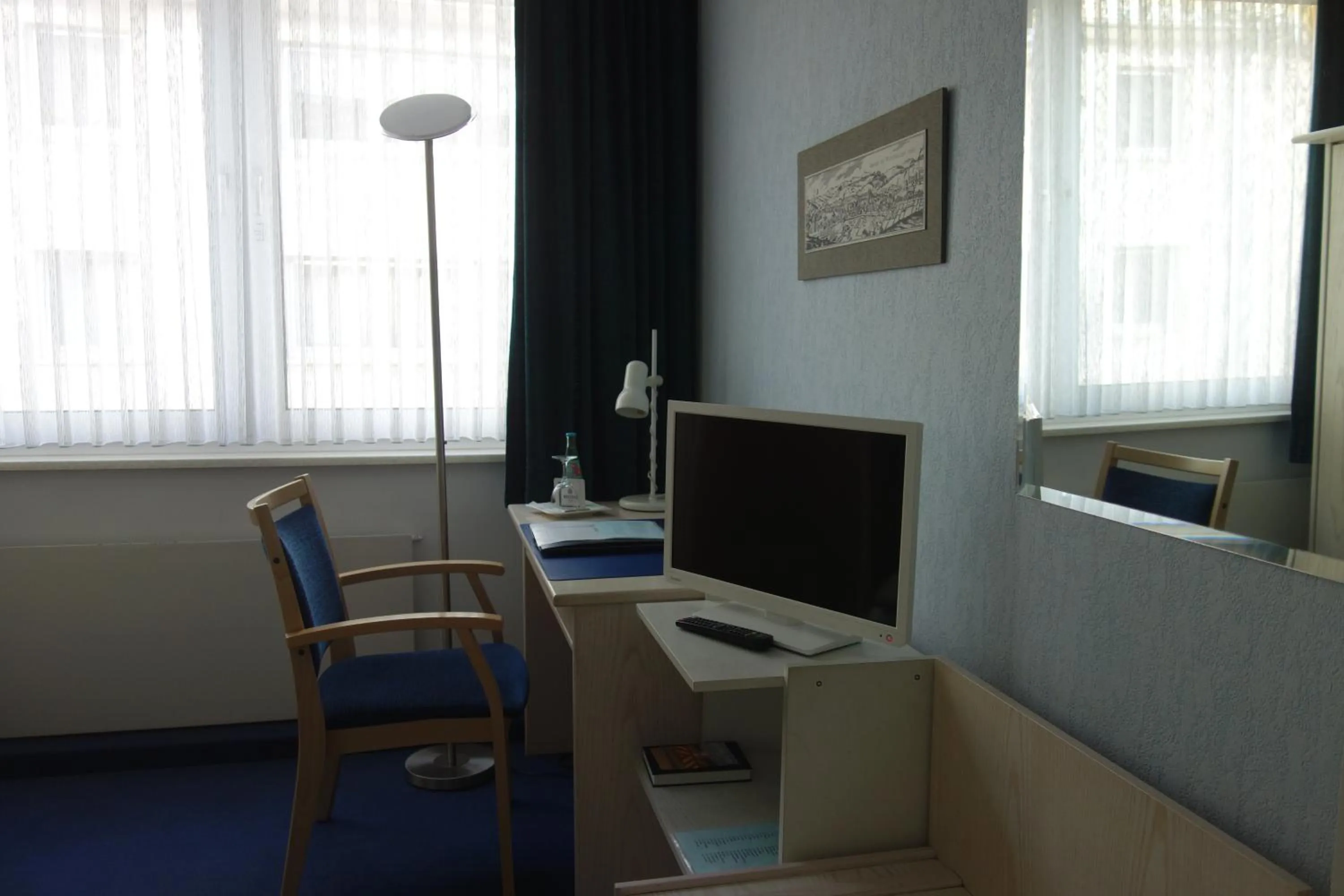 TV and multimedia in Hotel Lex