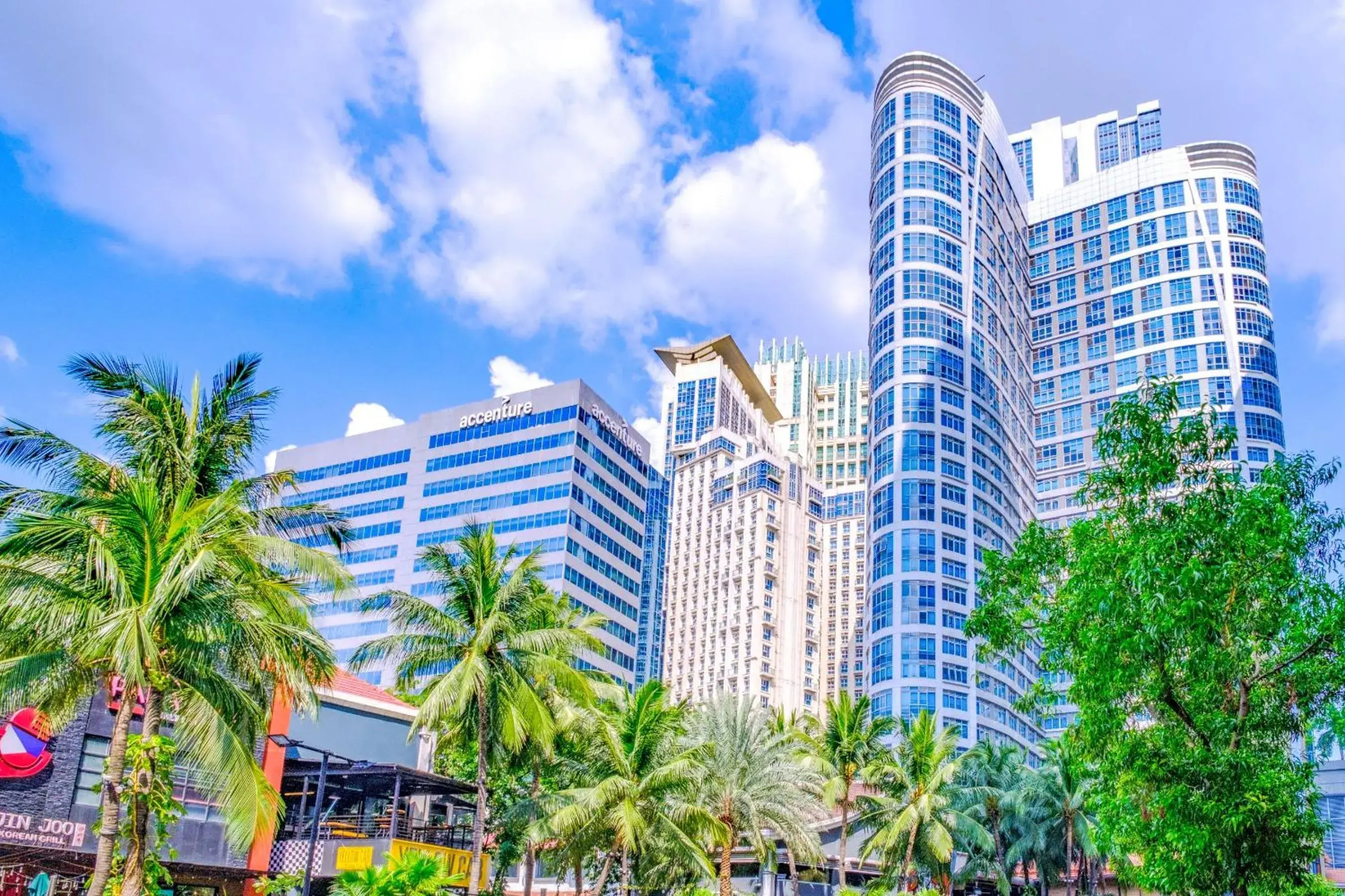 Business & Leisure Stay in Eastwood City Business & Leisure Stay in Eastwood City