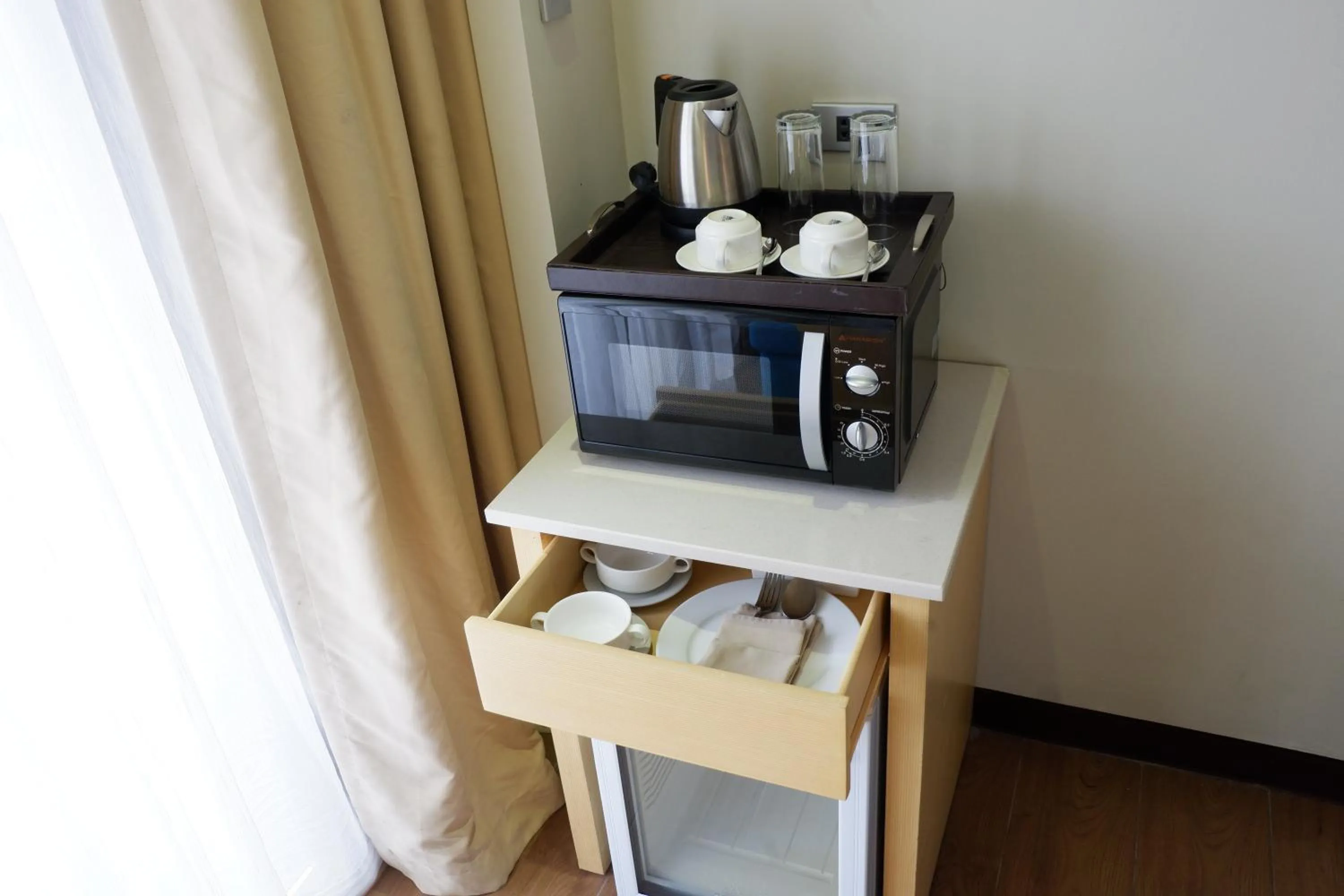 Coffee/tea facilities in Poolside Escape Near Boracay's Iconic Keyhole