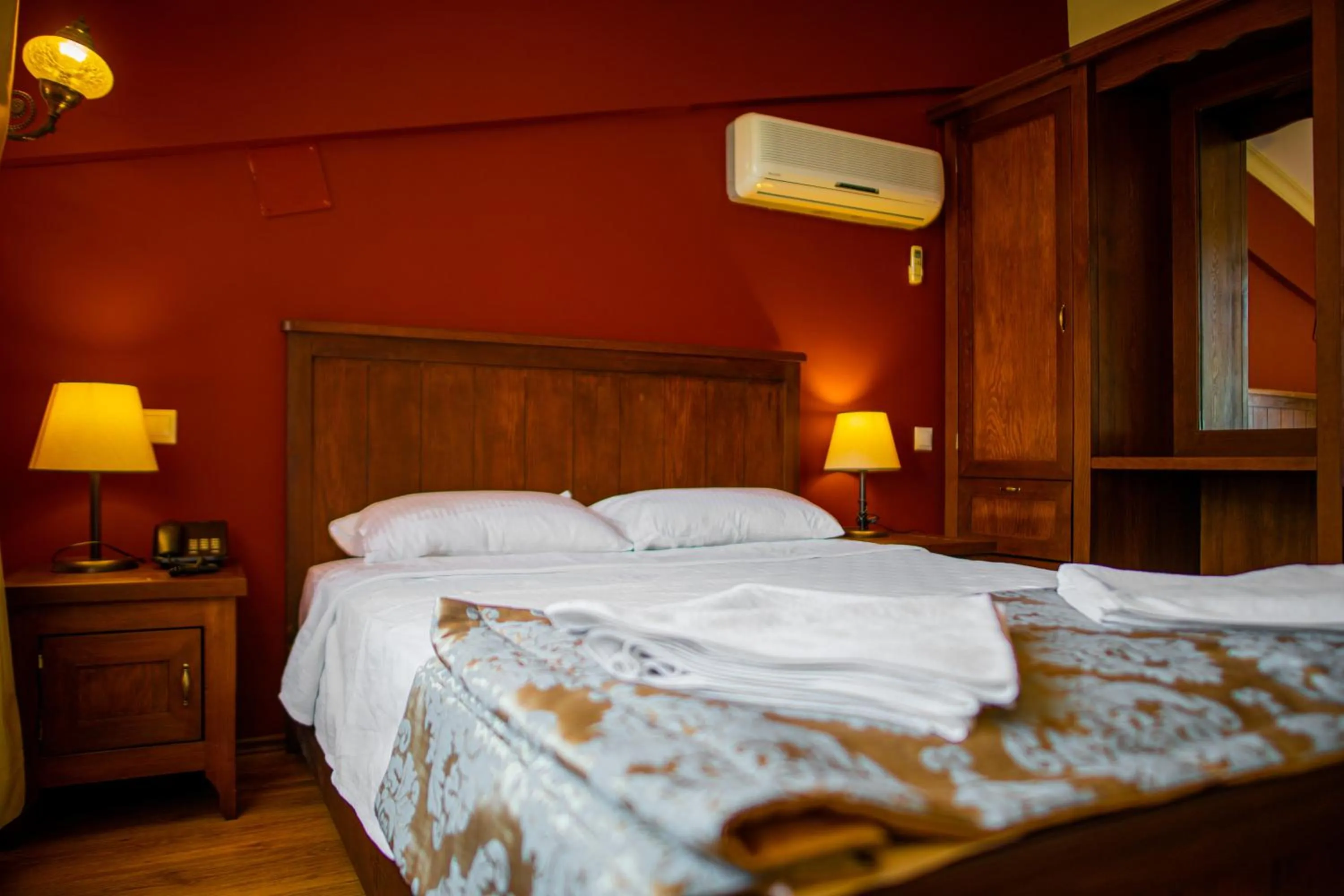 Photo of the whole room, Bed in Dores Residence