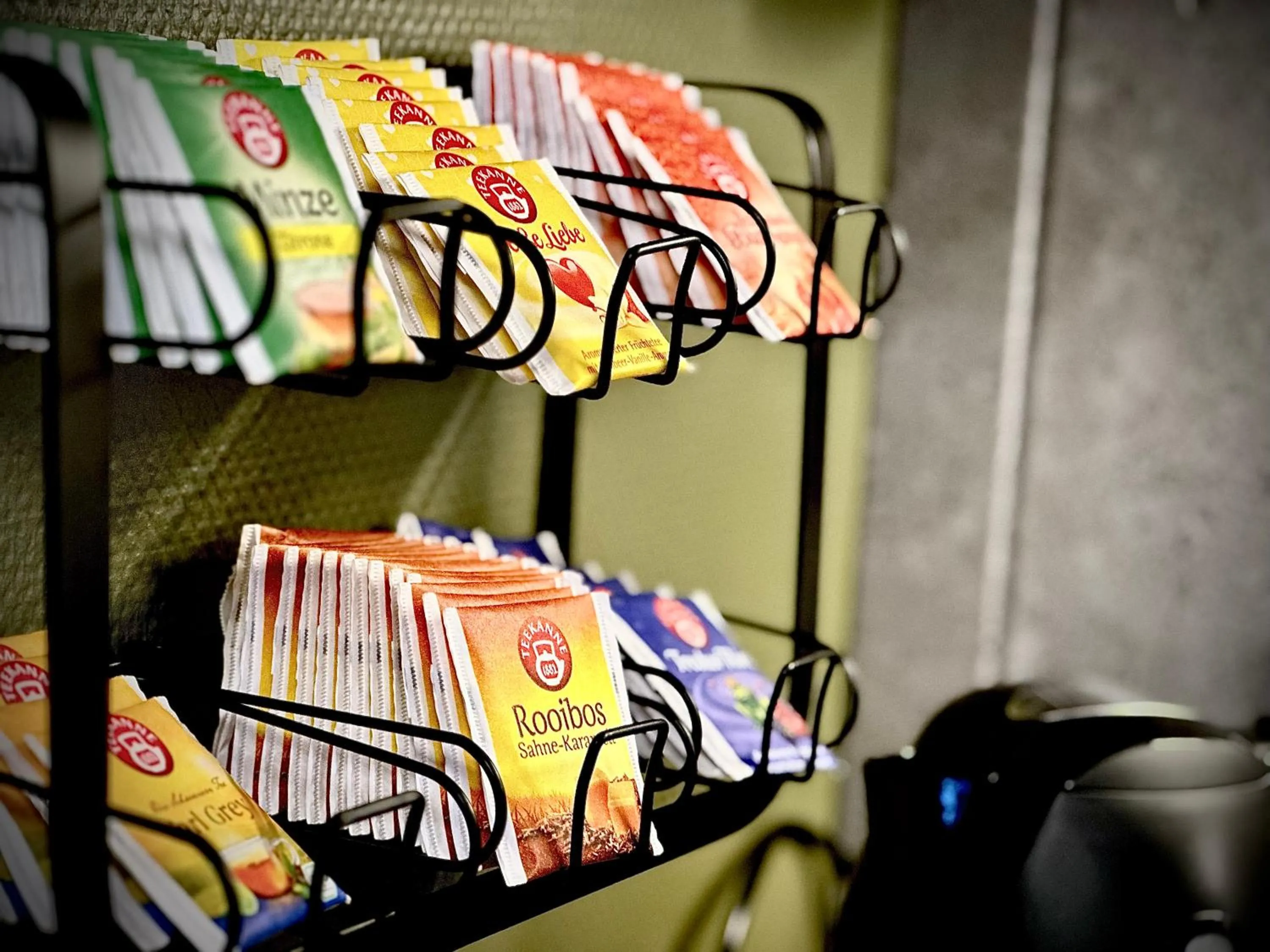 Kitchen or kitchenette, Bed in Privathotel Riesenbeck