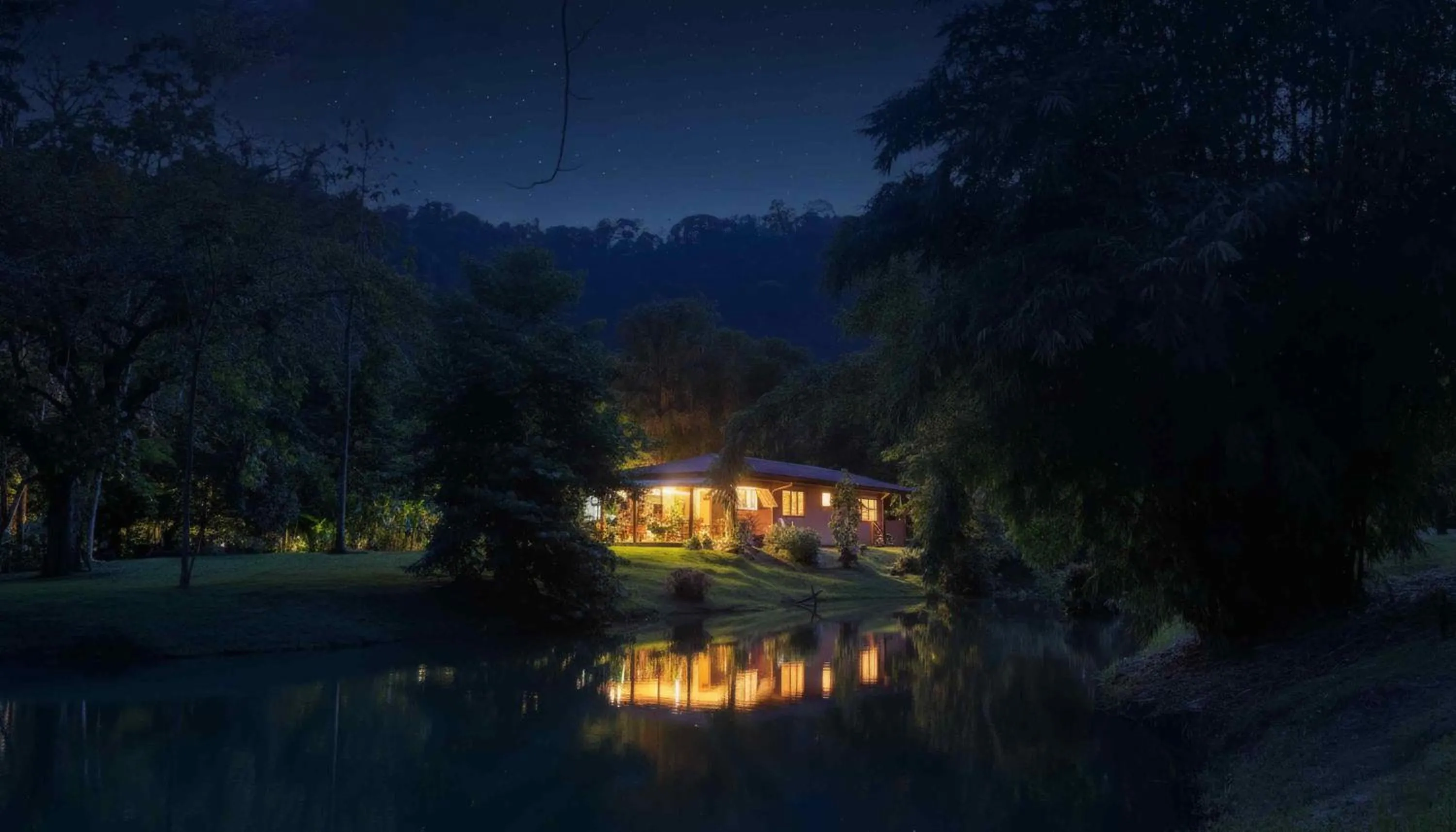 Night in Mei Tai Cacao Lodge