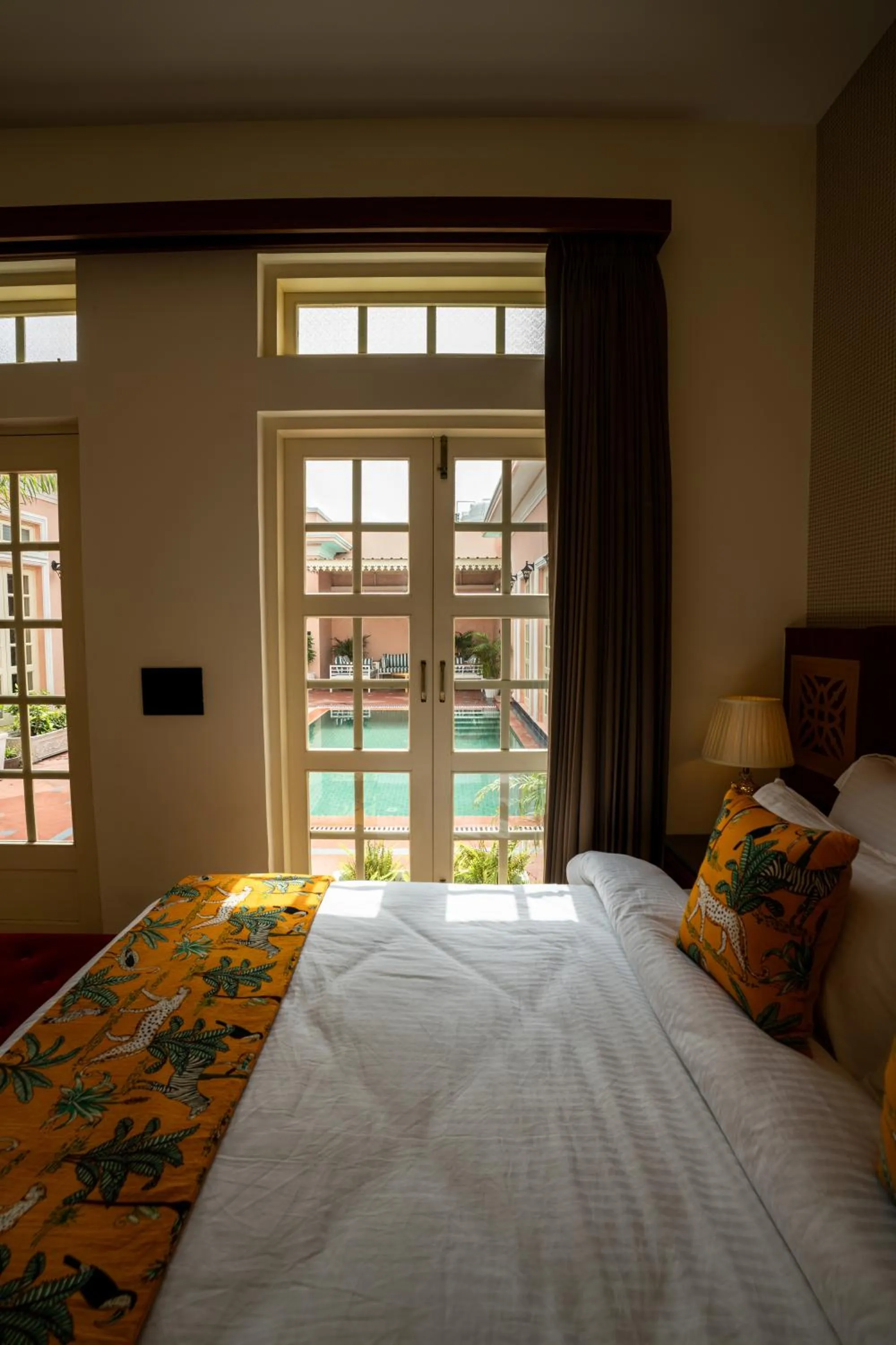 Bedroom, Bed in Dolce Vita - Luxury Vacation Villas