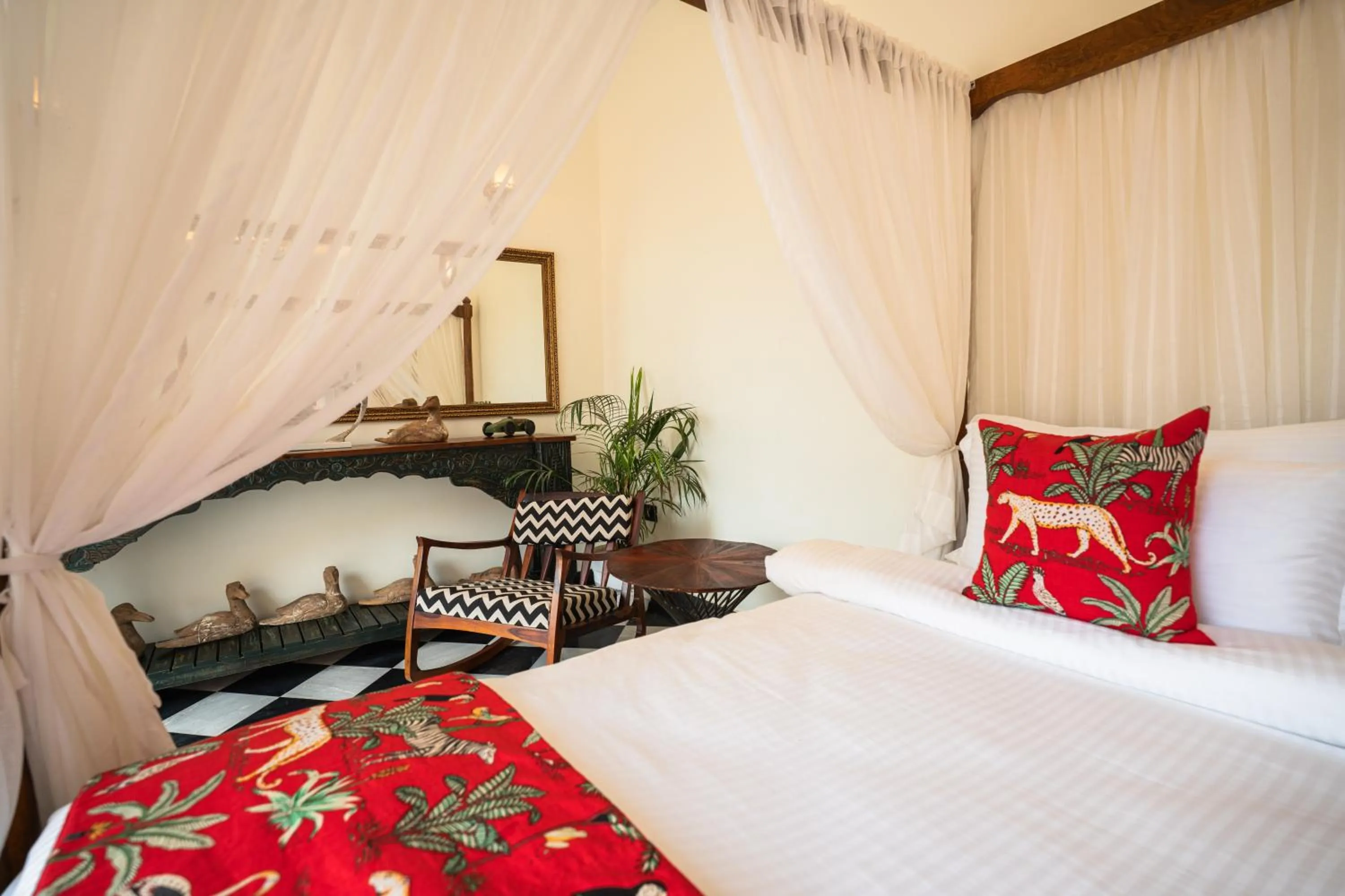 Bed in Dolce Vita - Luxury Vacation Villas