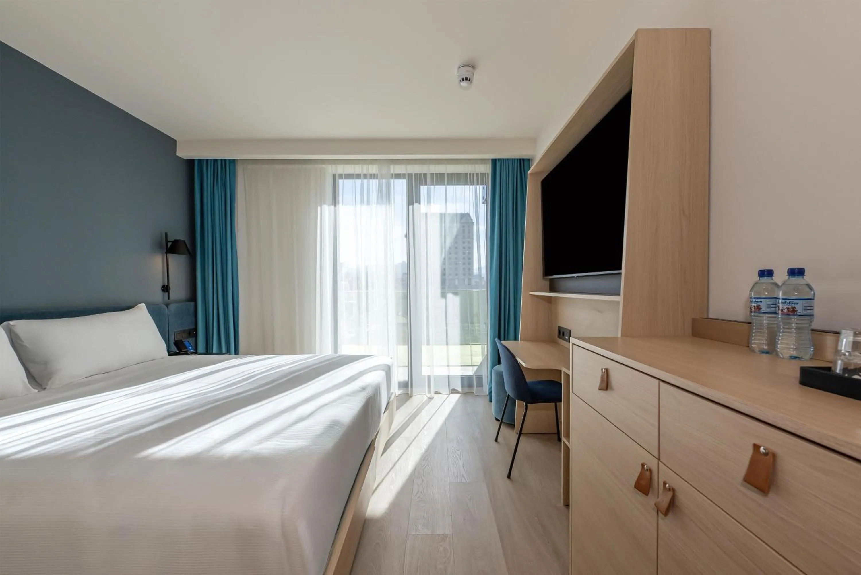 Bed in Hampton By Hilton Batumi Center