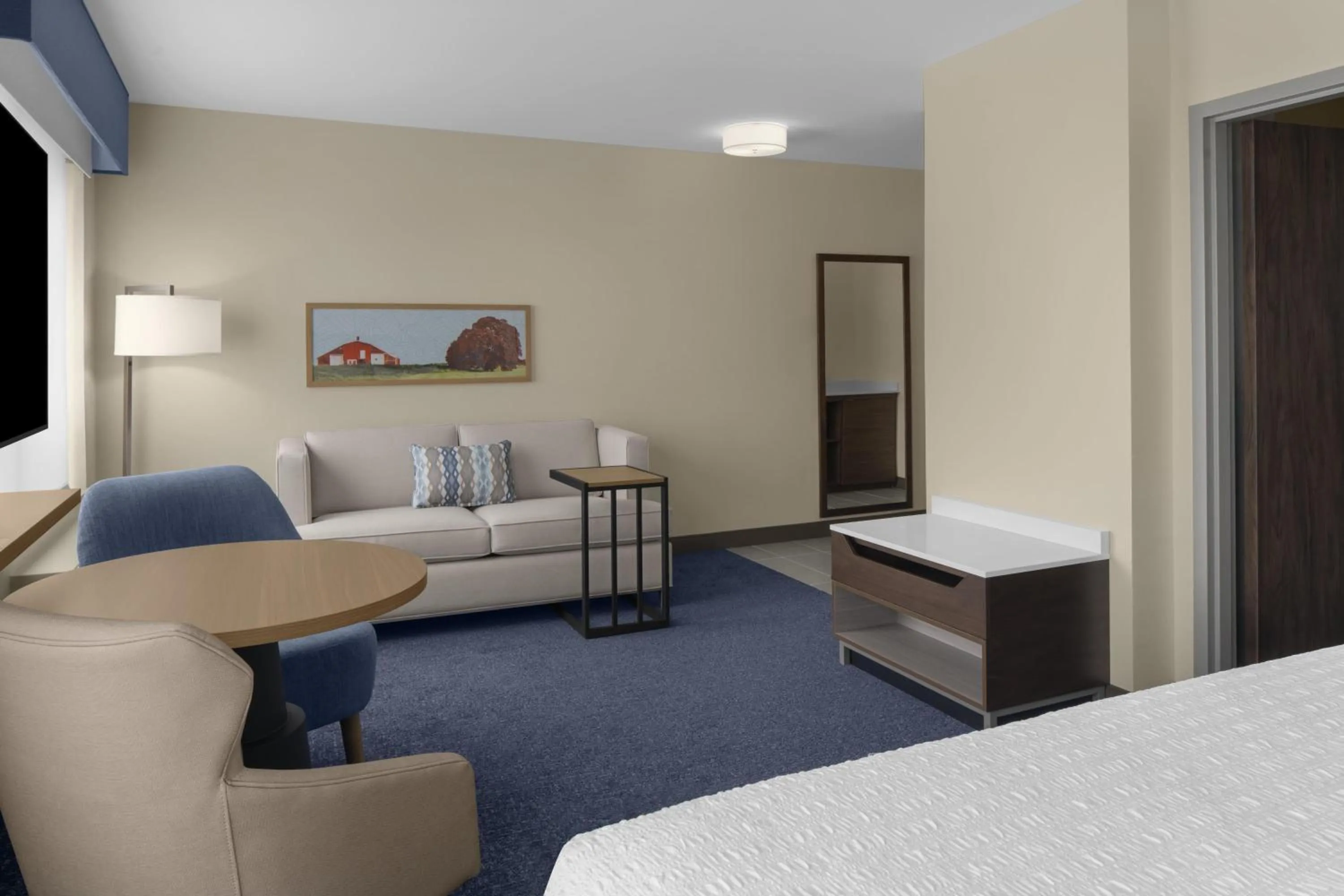 Living room, Bed in Hampton Inn & Suites By Hilton Long Island Farmingdale