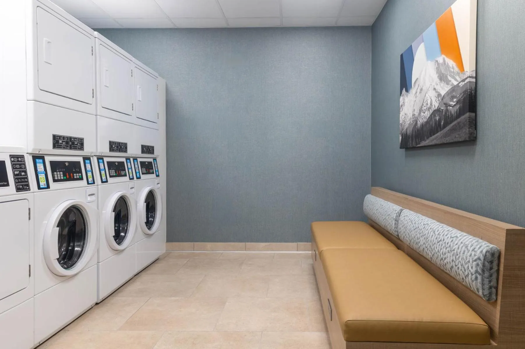 laundry in Homewood Suites By Hilton Puyallup Tacoma