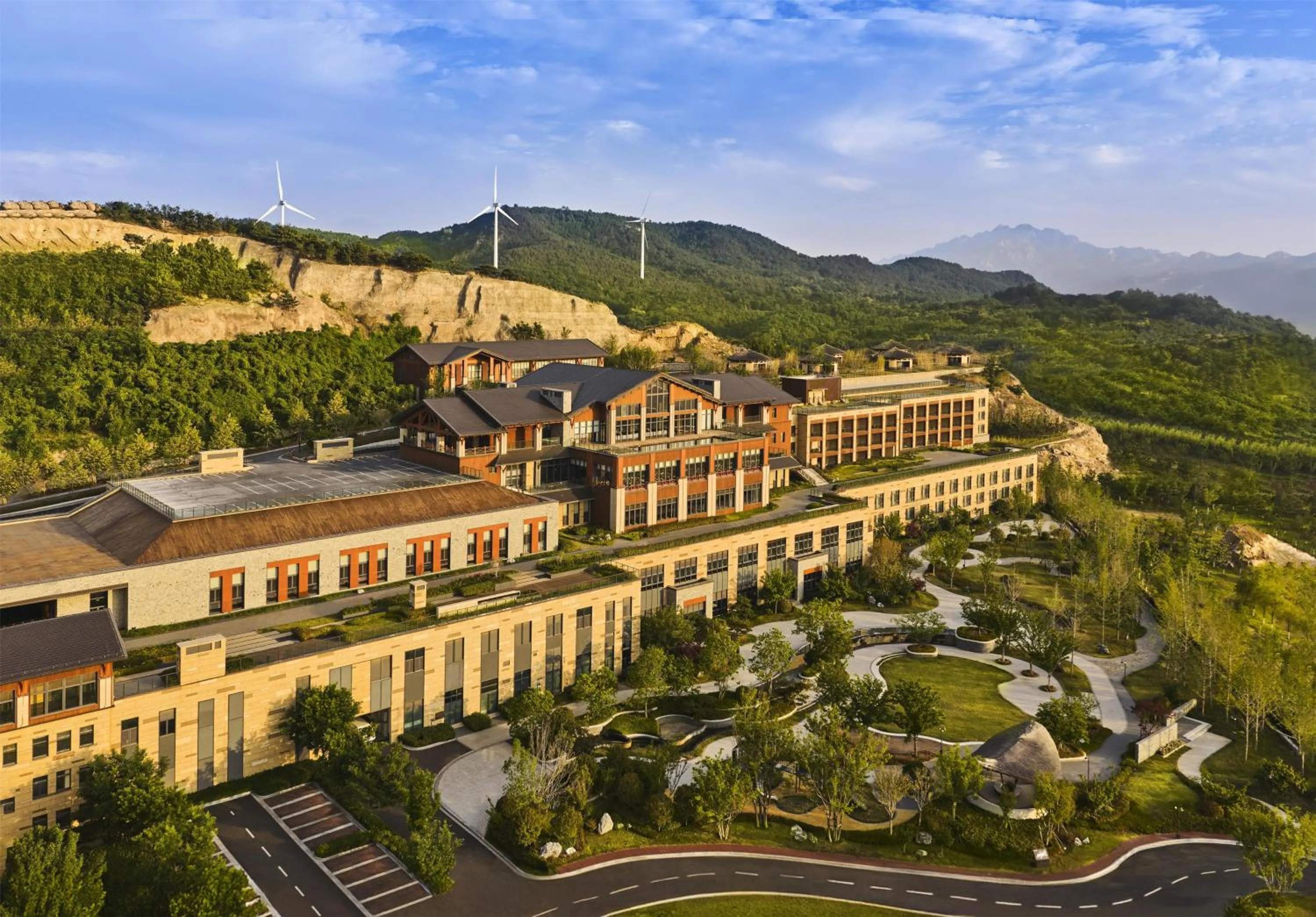 Secan Hotel Qingdao, Curio Collection By Hilton