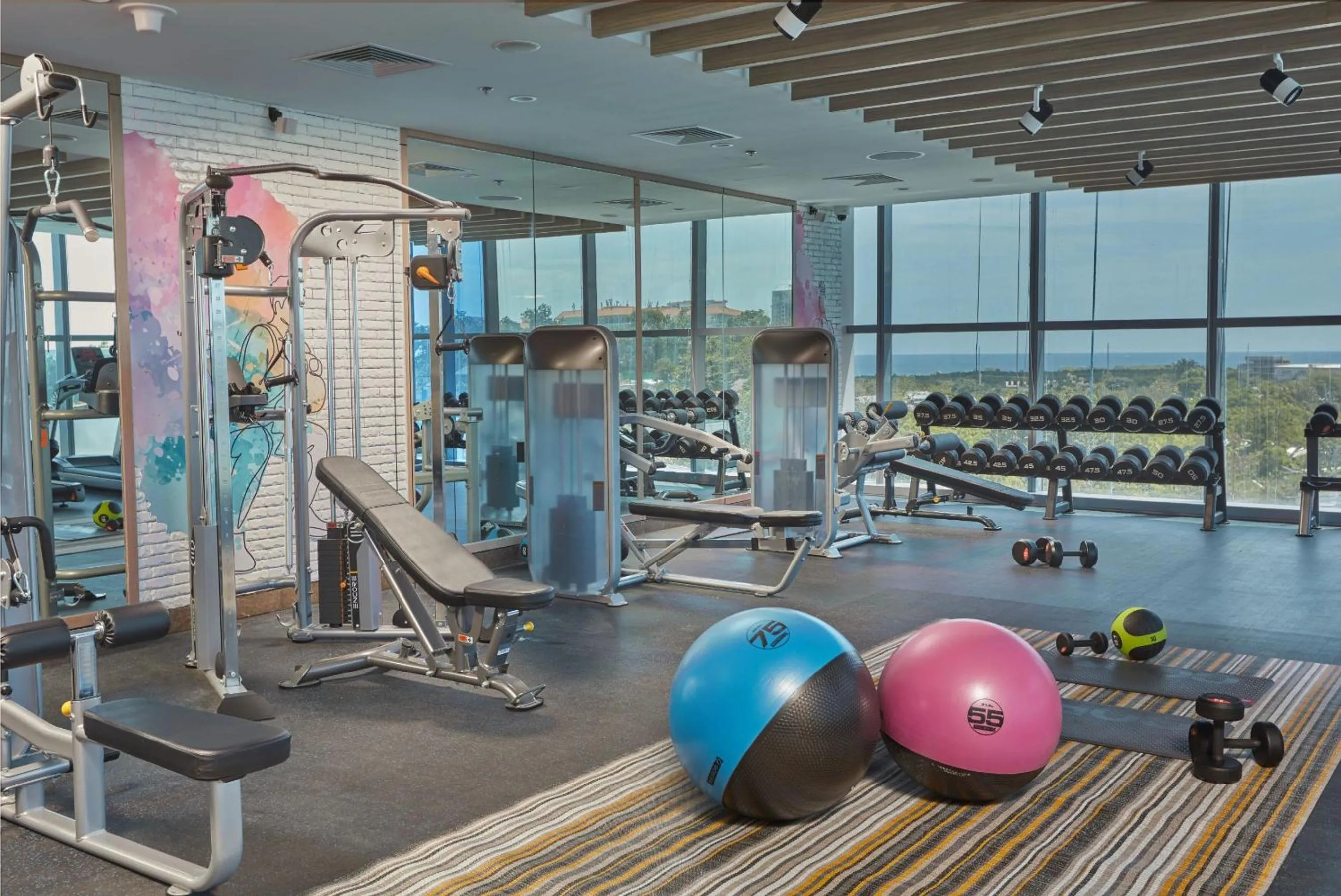 Fitness centre/facilities in Mactan Island Stay Near Beach and Airport