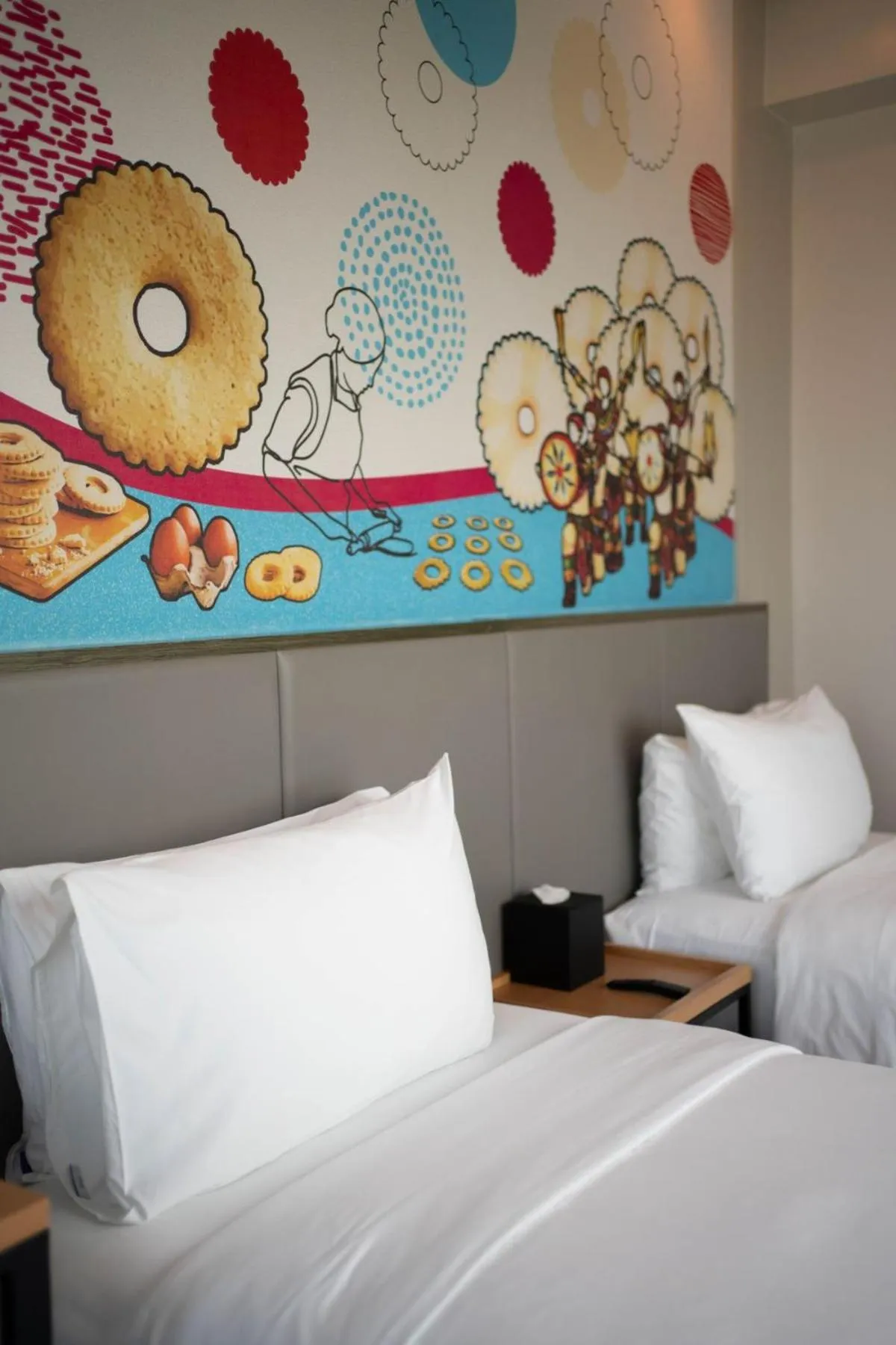 Bed in Mactan Island Stay Near Beach and Airport