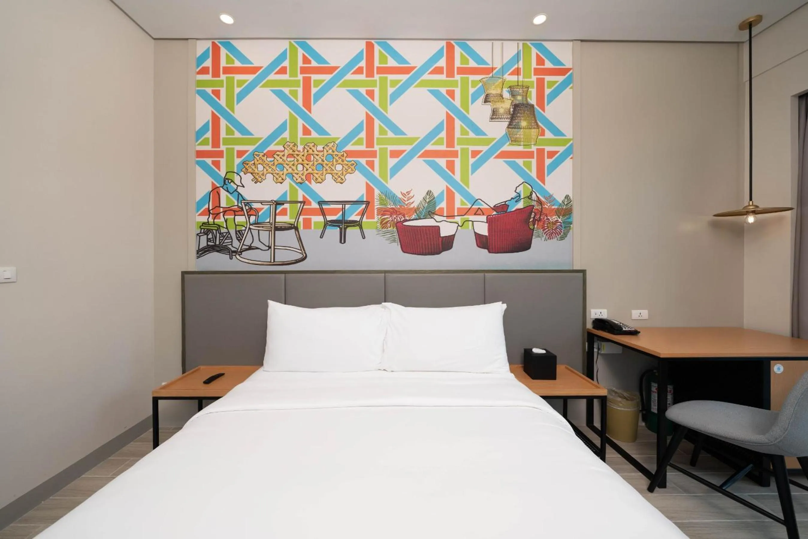 Bed in Mactan Island Stay Near Beach and Airport