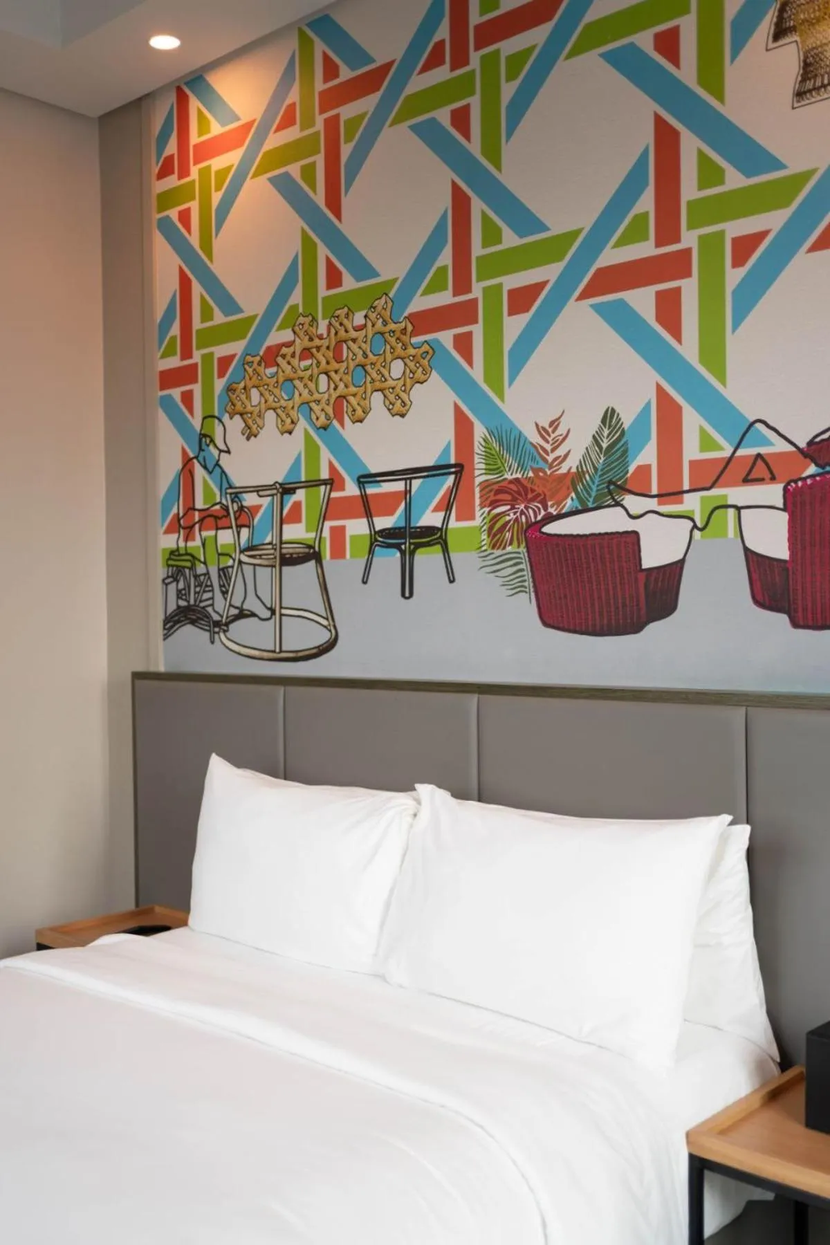 Bed in Mactan Island Stay Near Beach and Airport