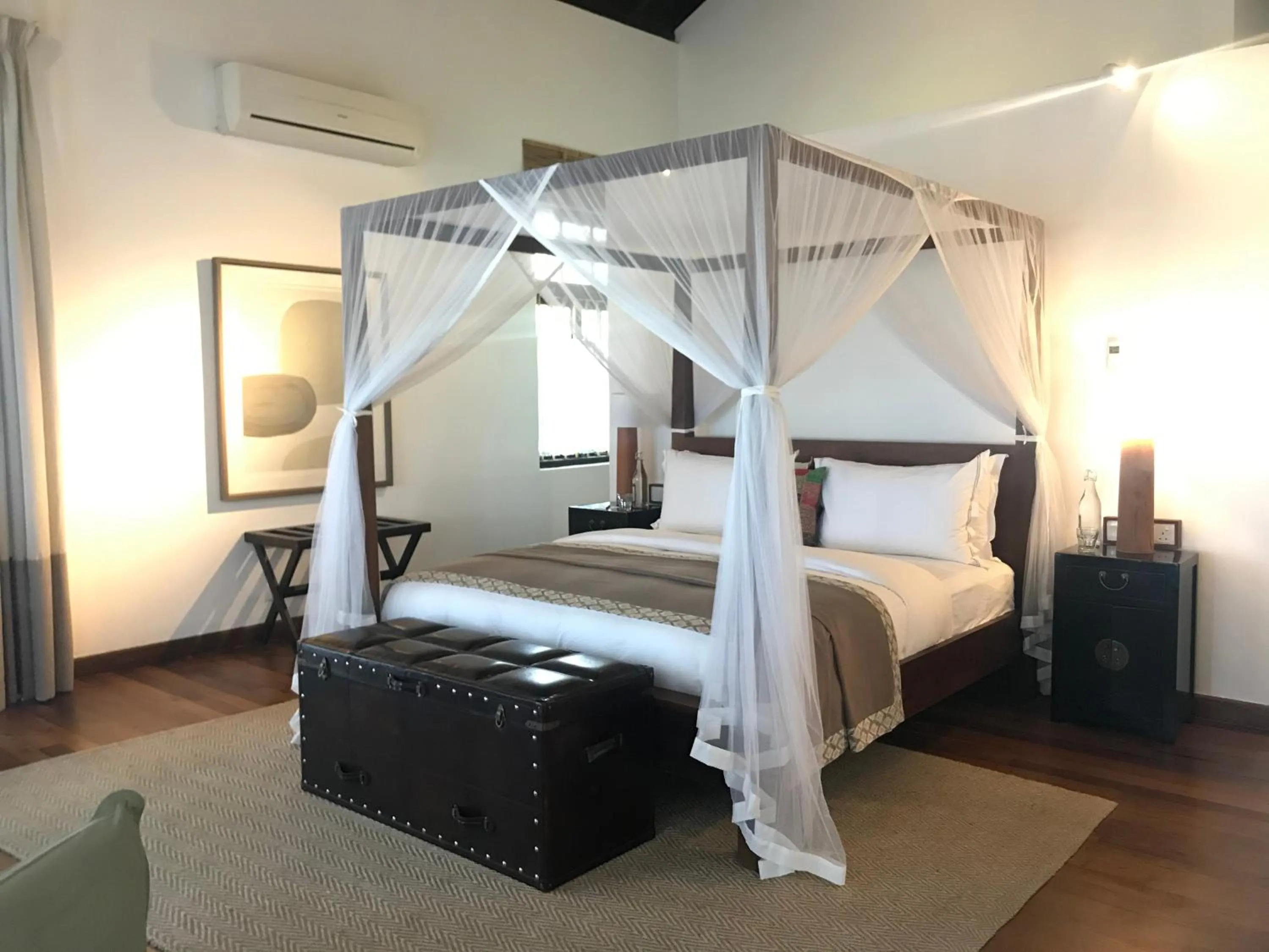 Bed in The Postcard Galle