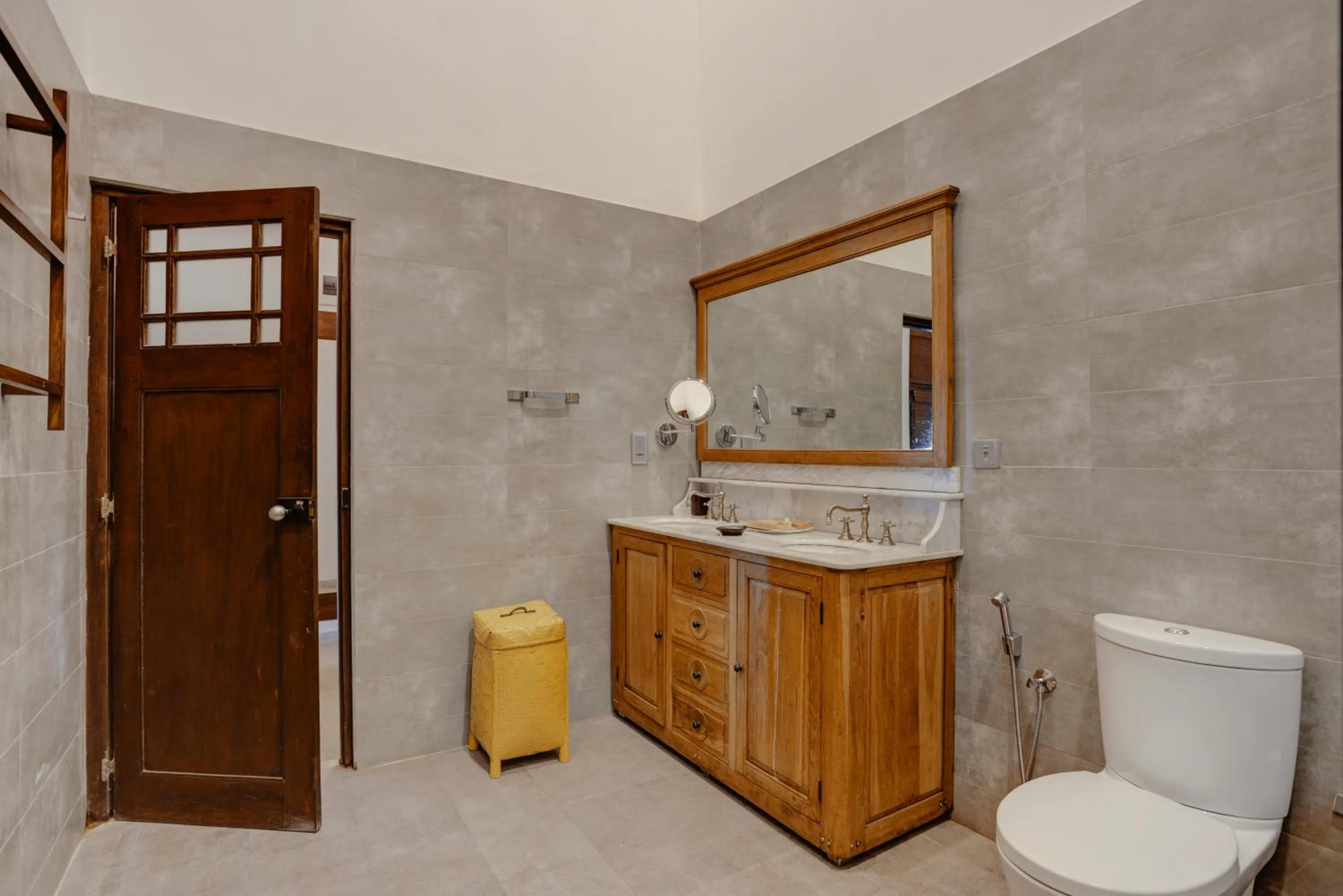 Bathroom in The Postcard Galle