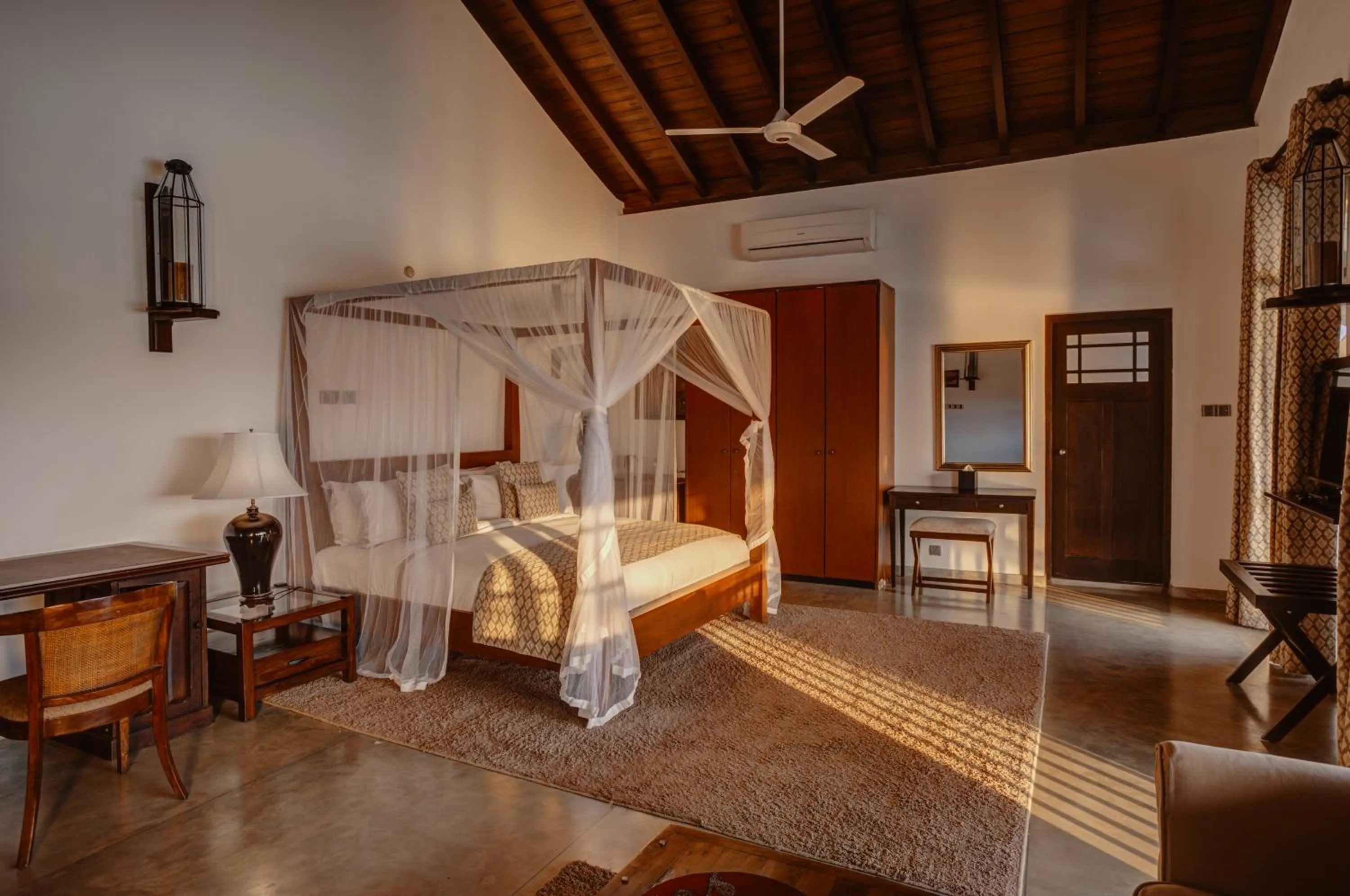 Bed in The Postcard Galle